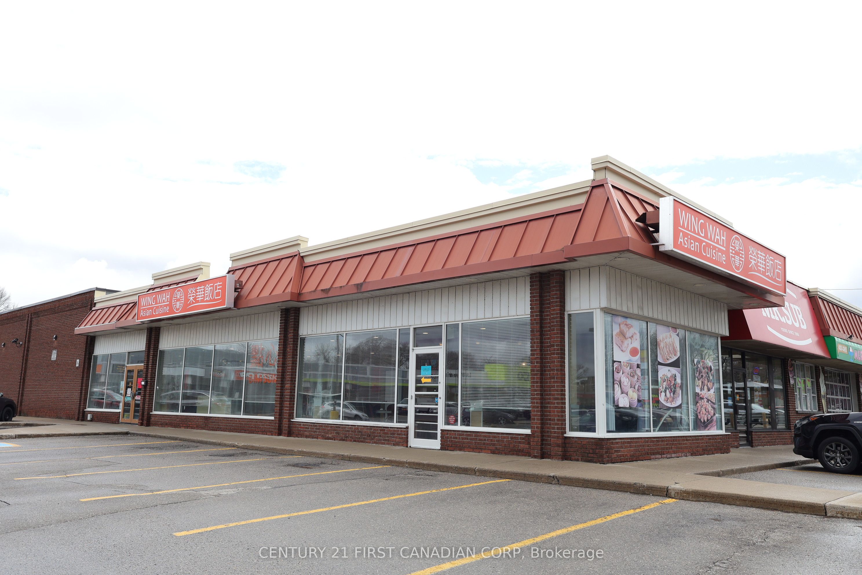 1080 Adelaide Street N, #16