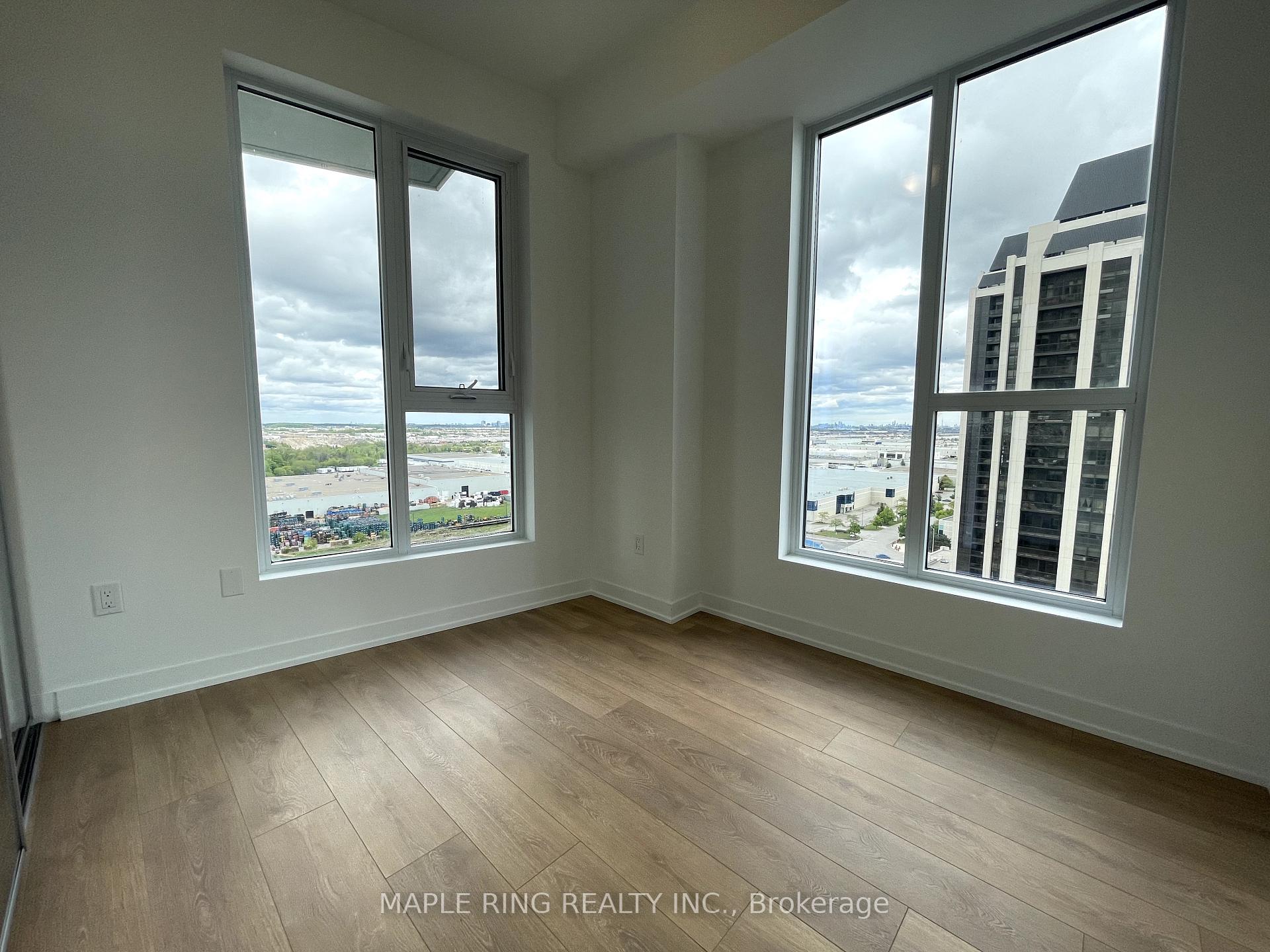 2 Bedrooms Condo at 10 Abeja, Vaughan For sale
