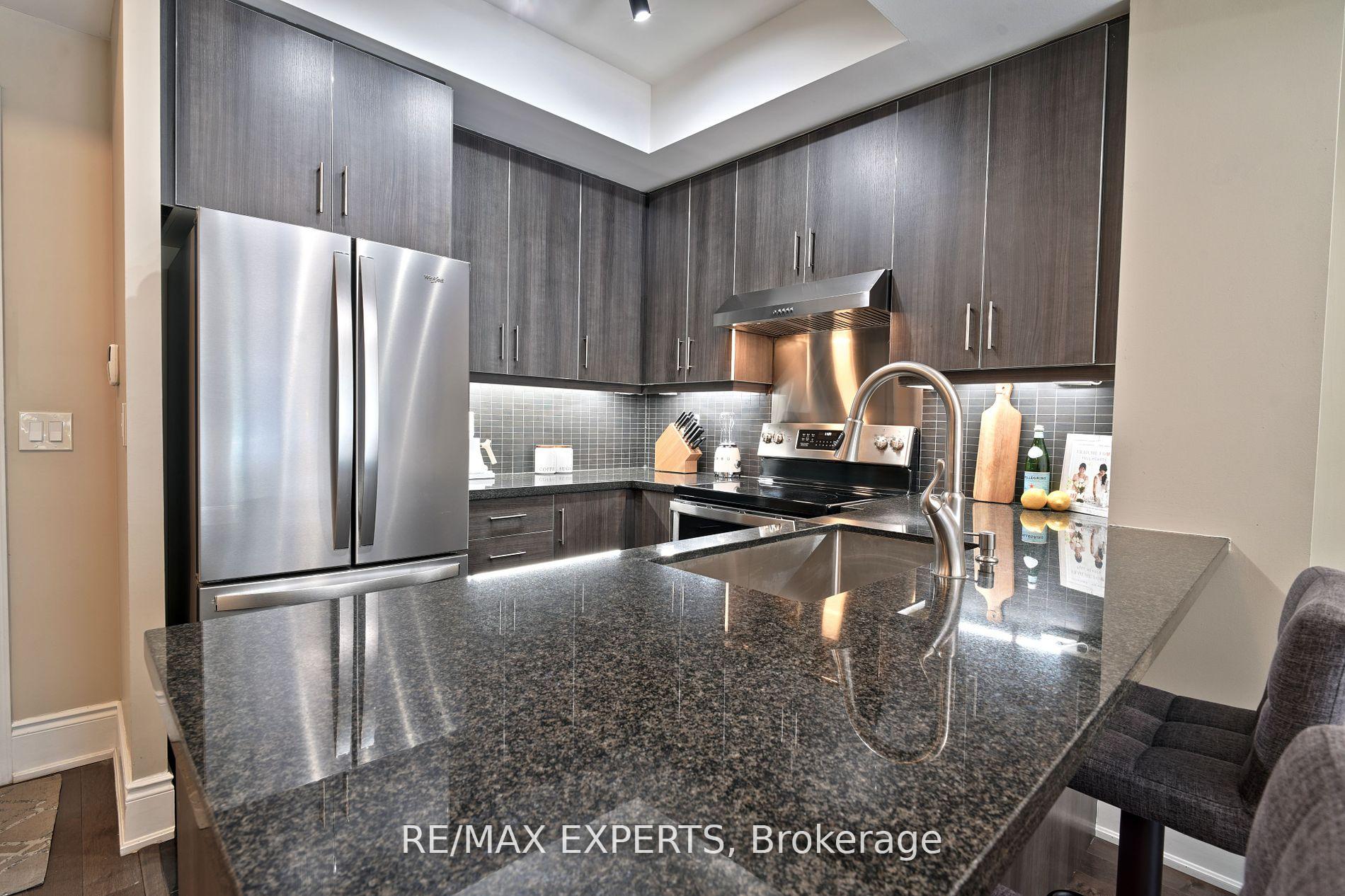 1 Bedroom Condo at 15 James Finlay, Toronto For sale