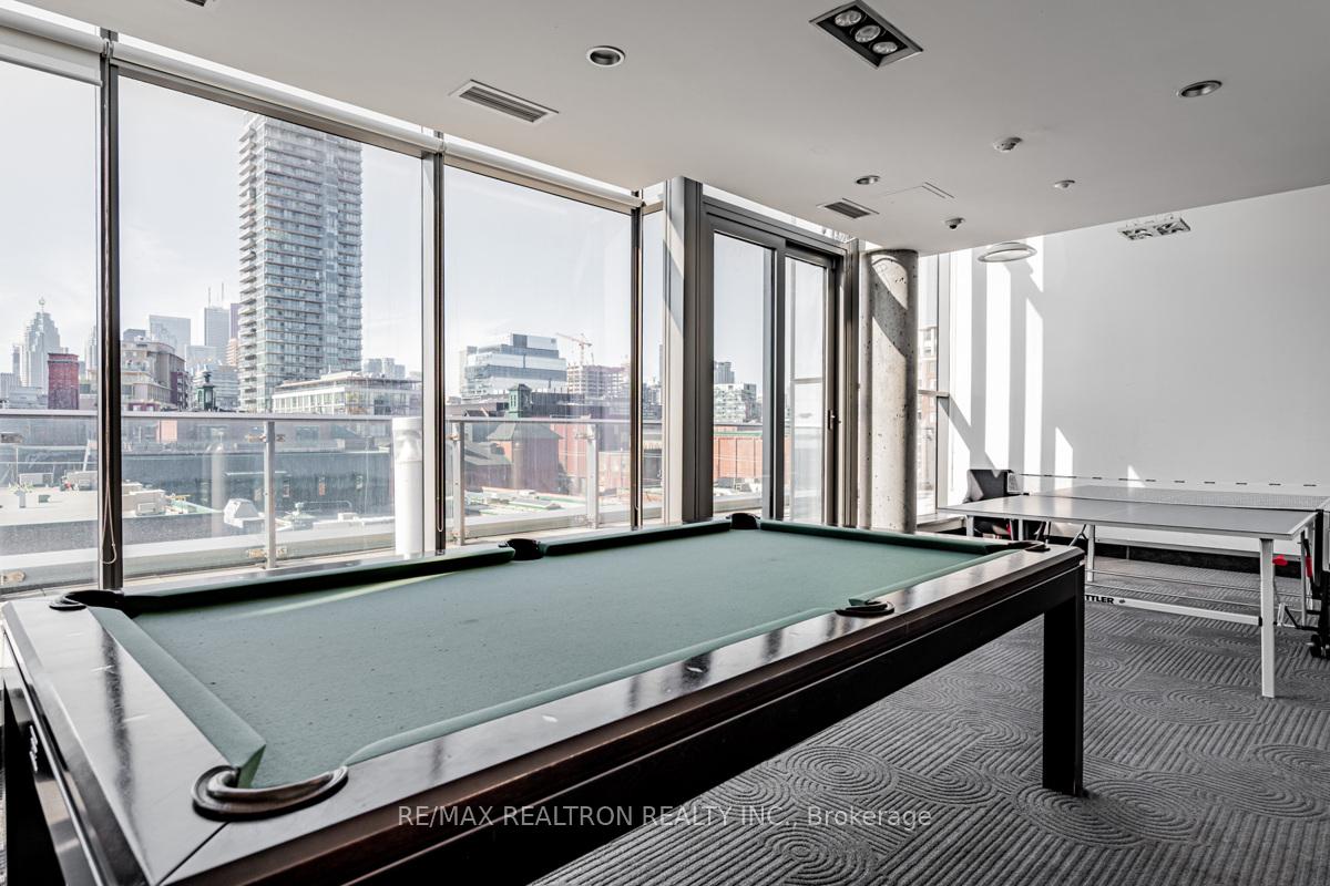 2 Bedrooms Condo at 70 Distillery, Toronto For sale