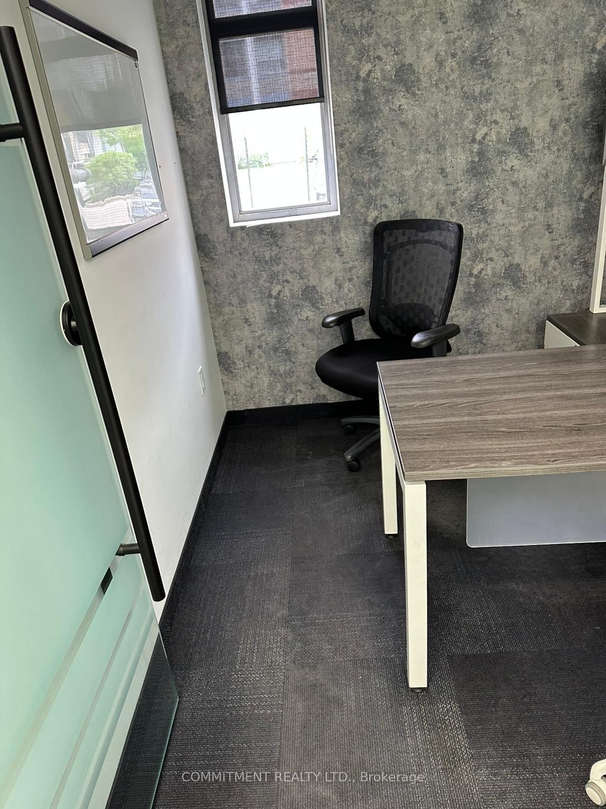 218 Export Boulevard, #108