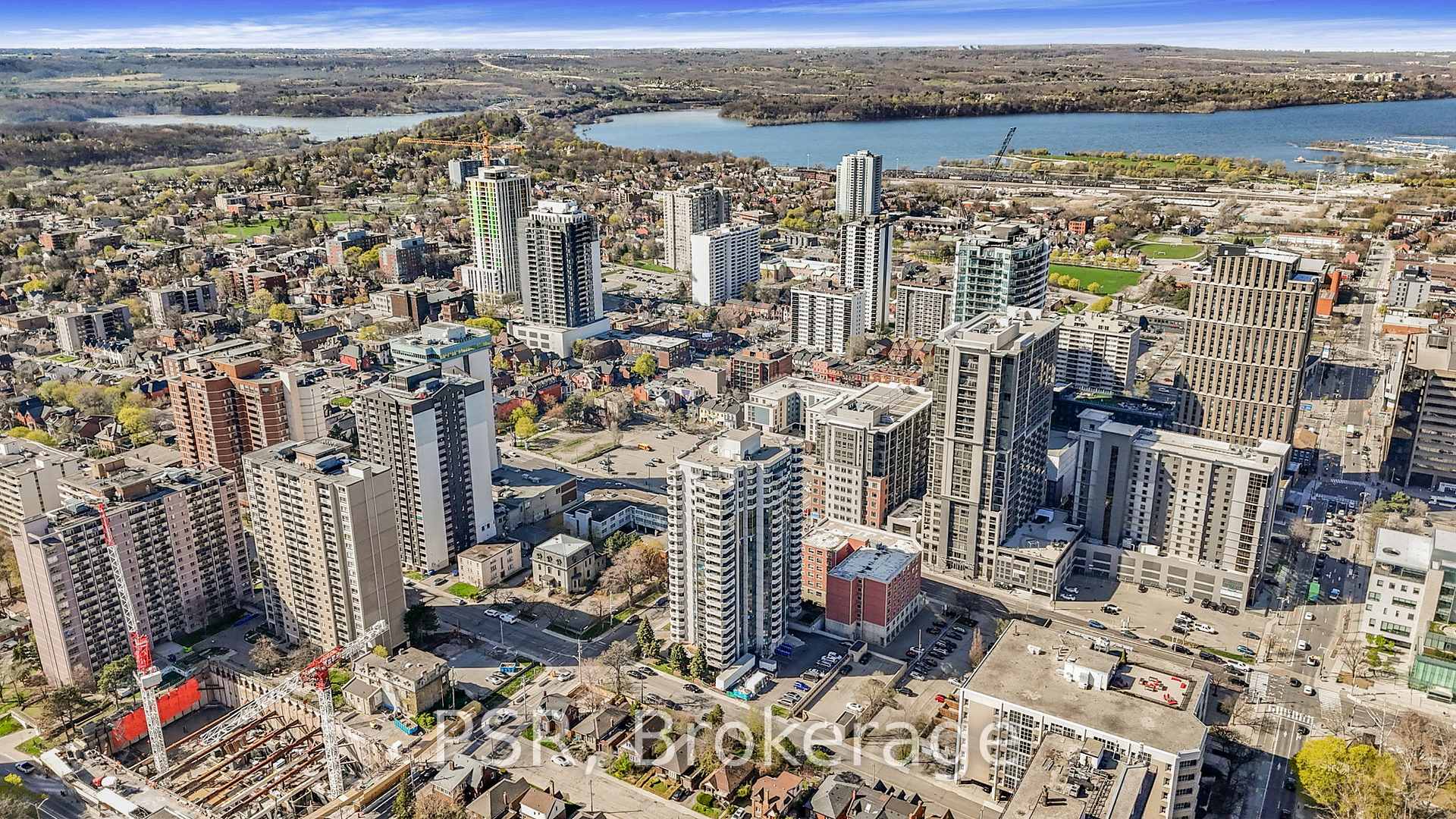 2 Bedrooms Condo at 67 Caroline,  Hamilton For sale
