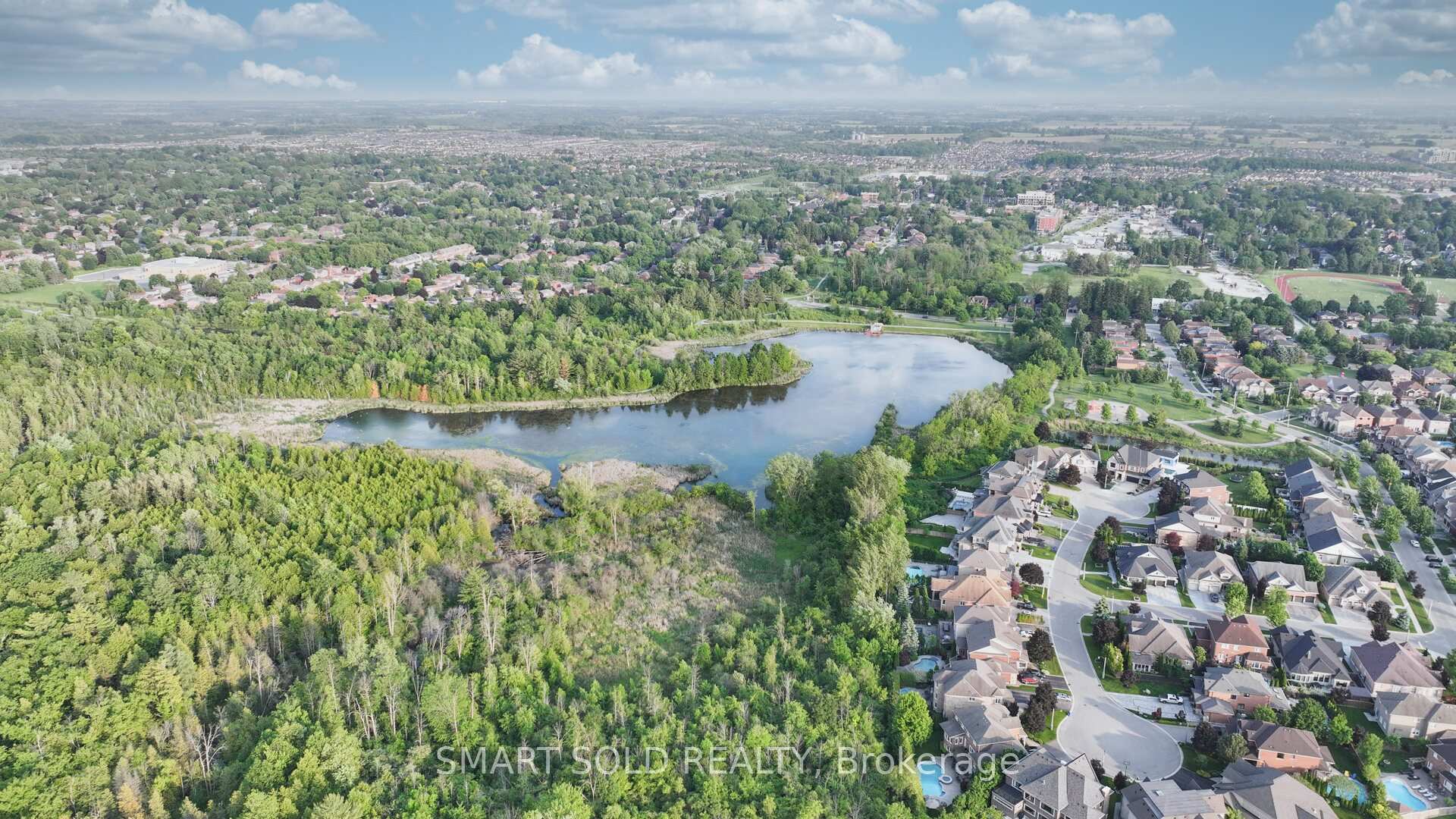172 Steam Whistle Drive, Whitchurch-Stouffville, ON L4A 4X5