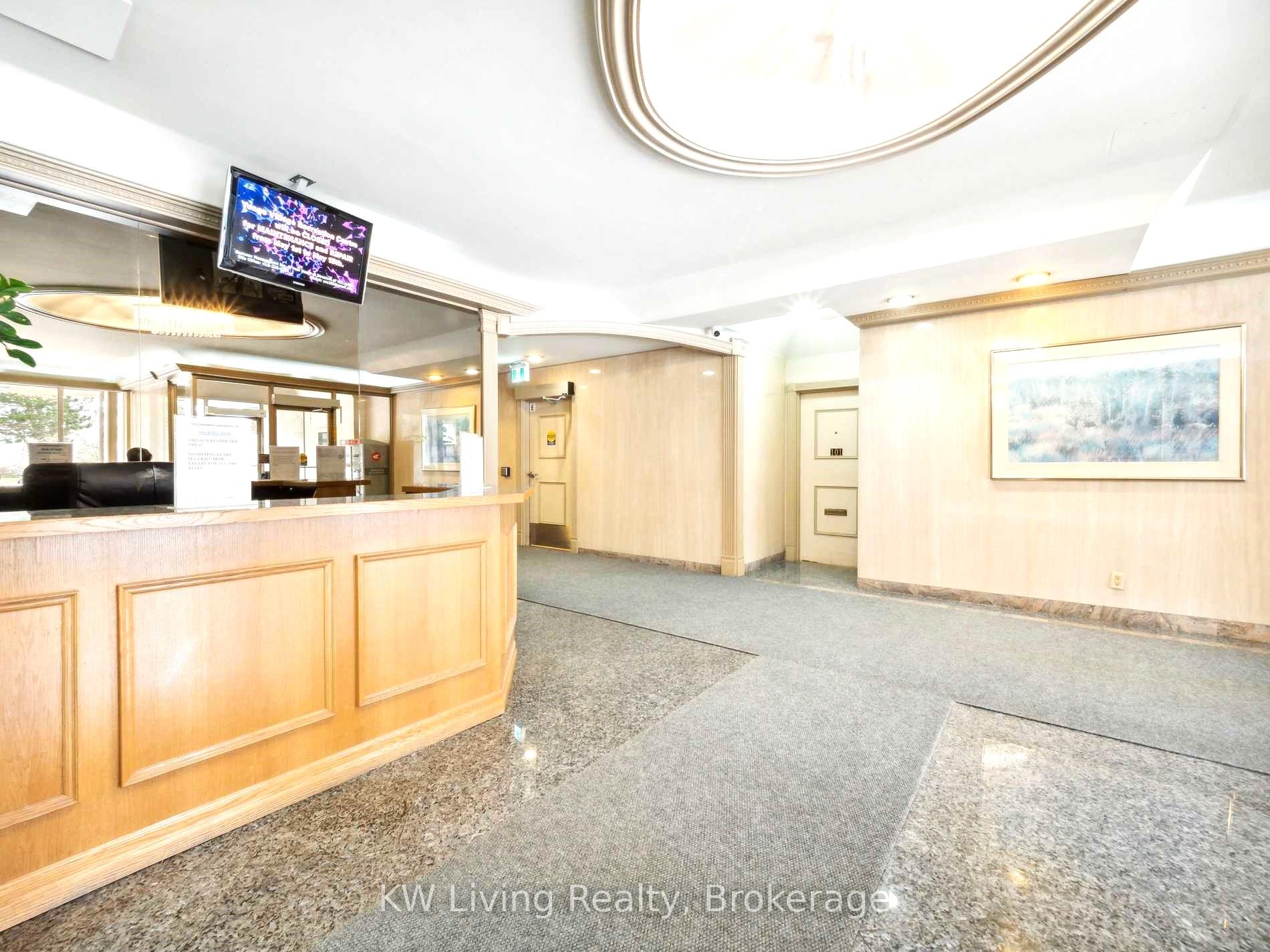 3 Bedrooms Condo at 10 Tangreen, Toronto For sale