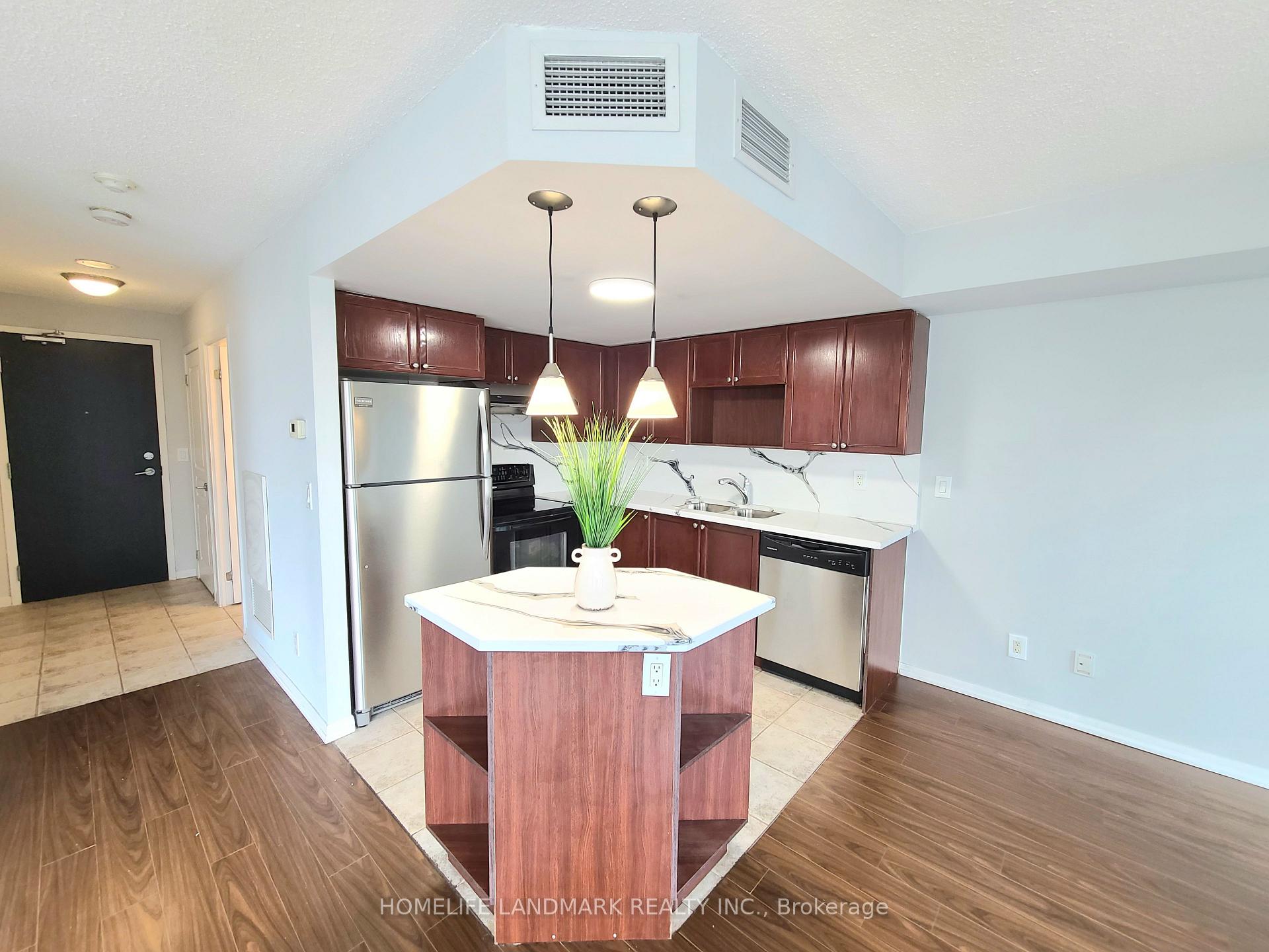 1 Bedroom Condo at 18 Yonge, Toronto For sale