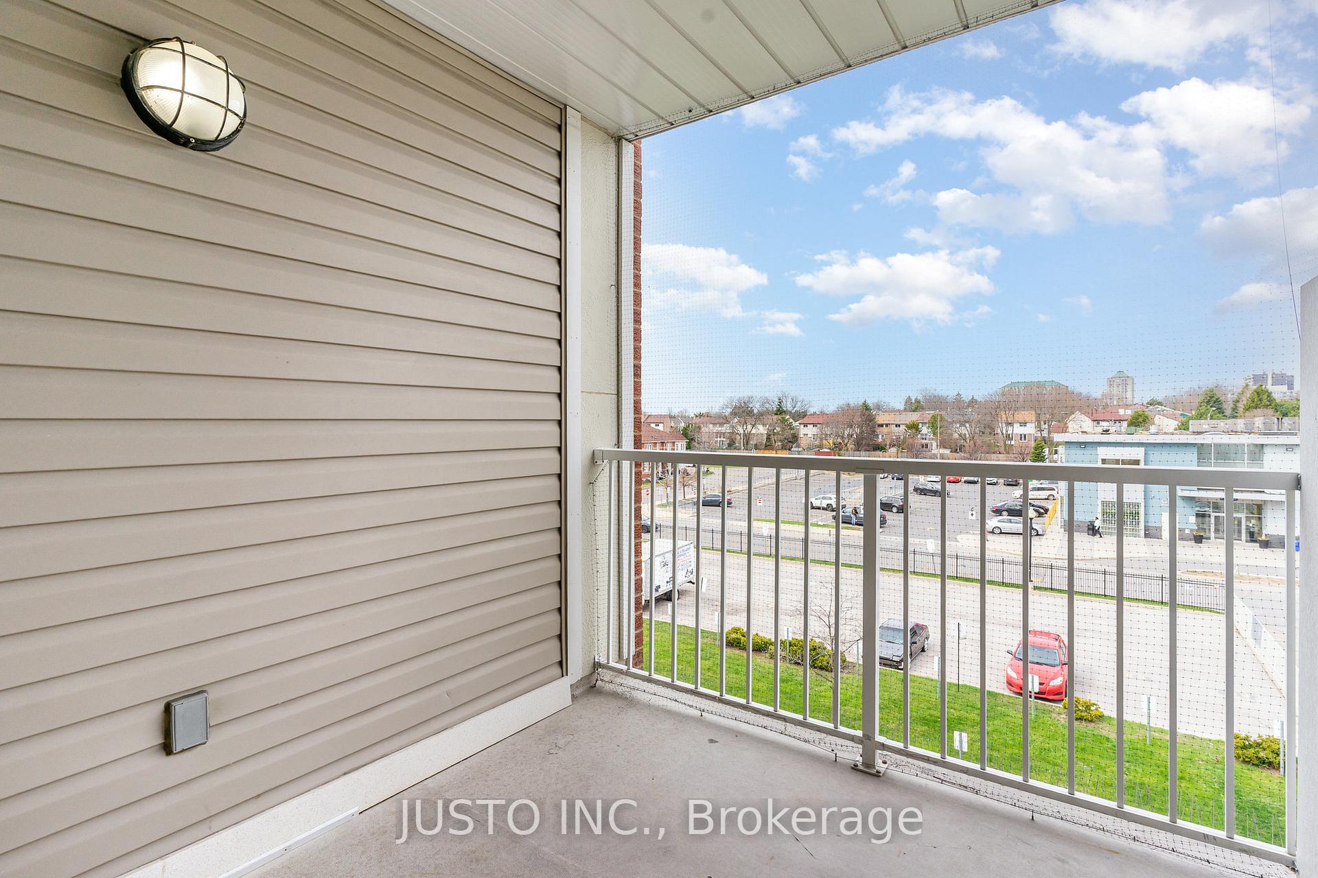 3 Bedrooms Condo at 5235 Finch,  Toronto For sale