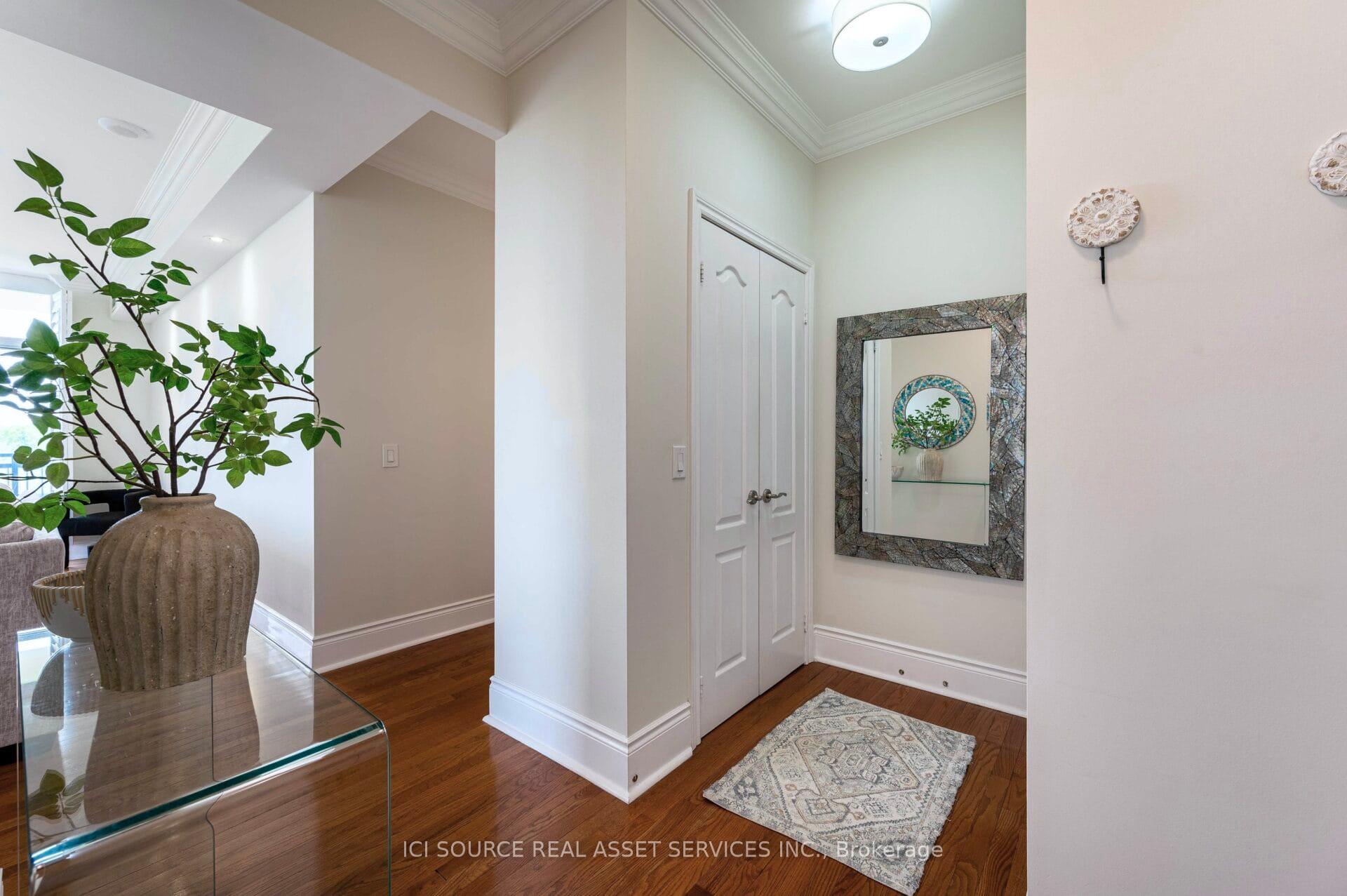 2 Bedrooms Condo at 1101 Leslie, Toronto For sale
