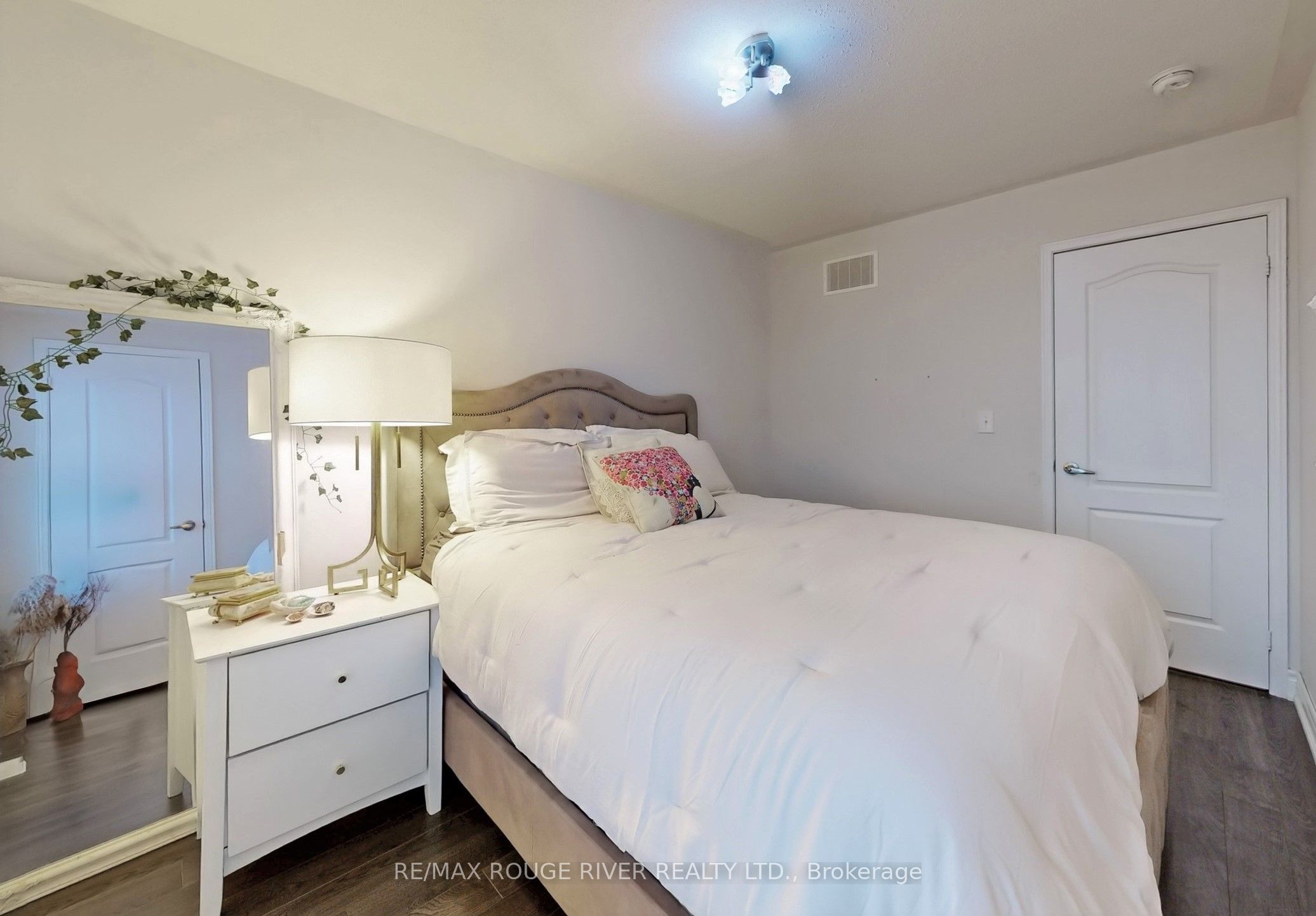 22 Quarrie Lane