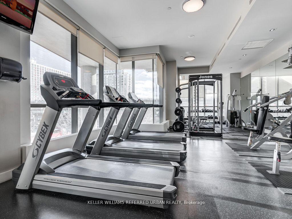 2 Bedrooms Condo at 11 Brunel, Toronto For sale