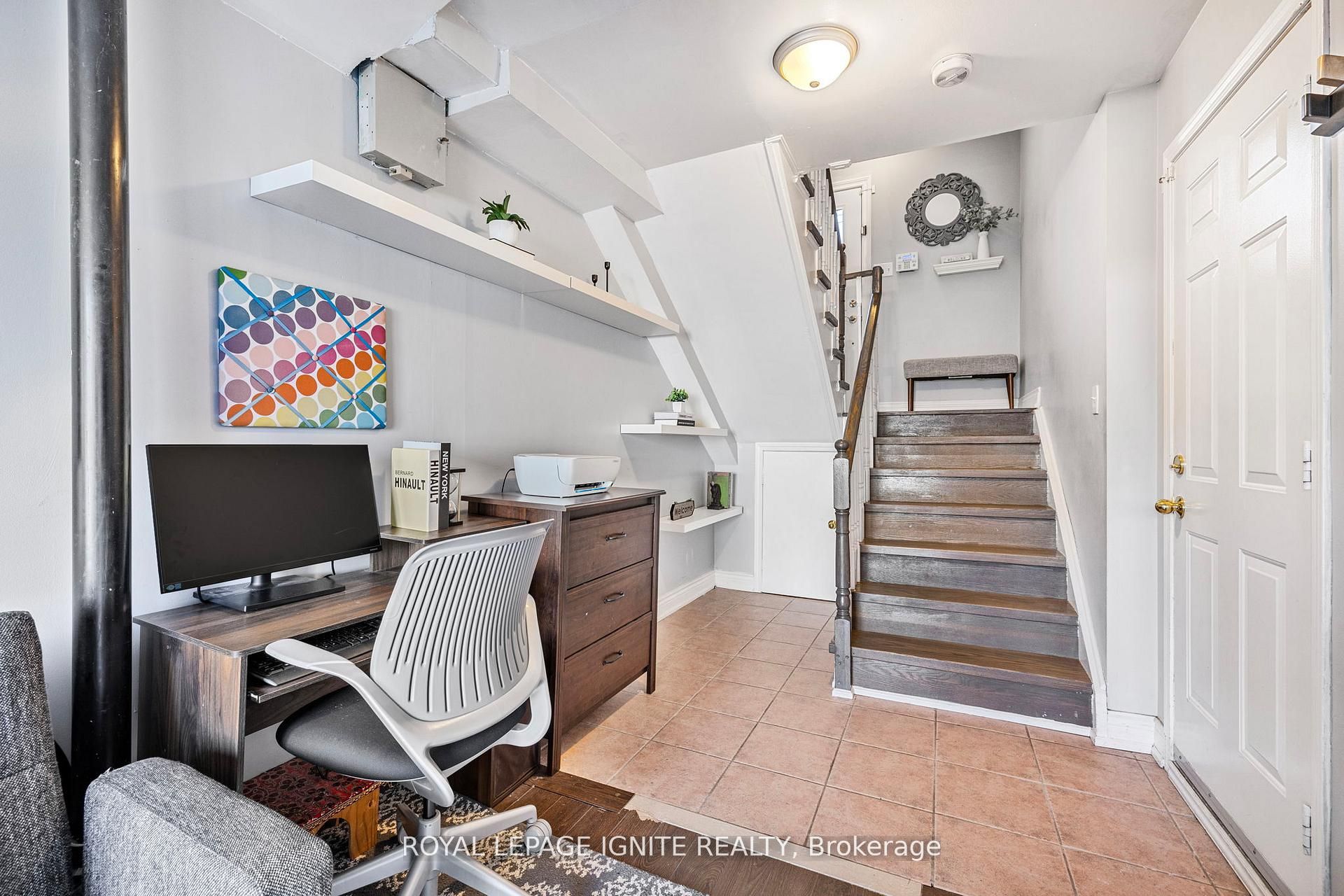 12 Eli Shackleton Court