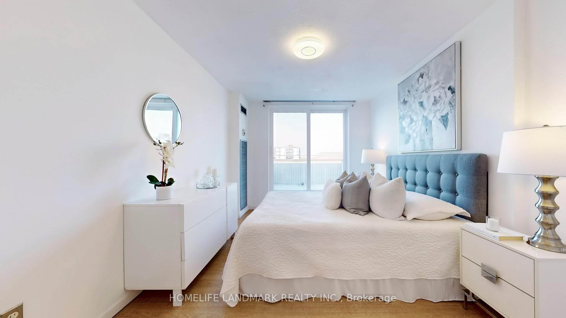 3 Bedrooms Condo at 1395 Williamsport, Mississauga For sale