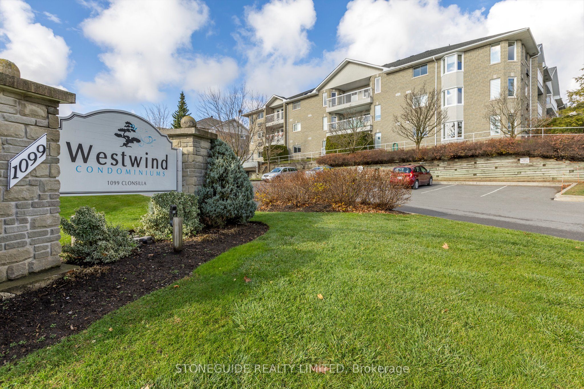 1099 Clonsilla Avenue, #116A