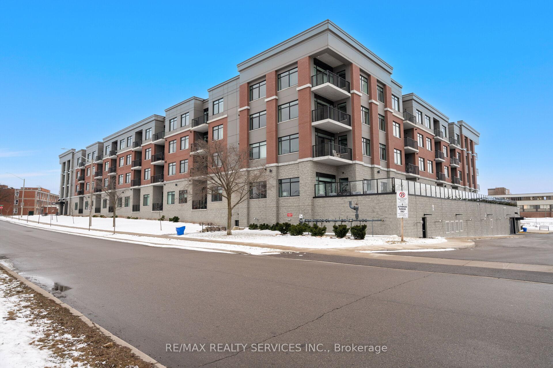 2 Bedrooms Condo at 1 Redfern, Hamilton For sale