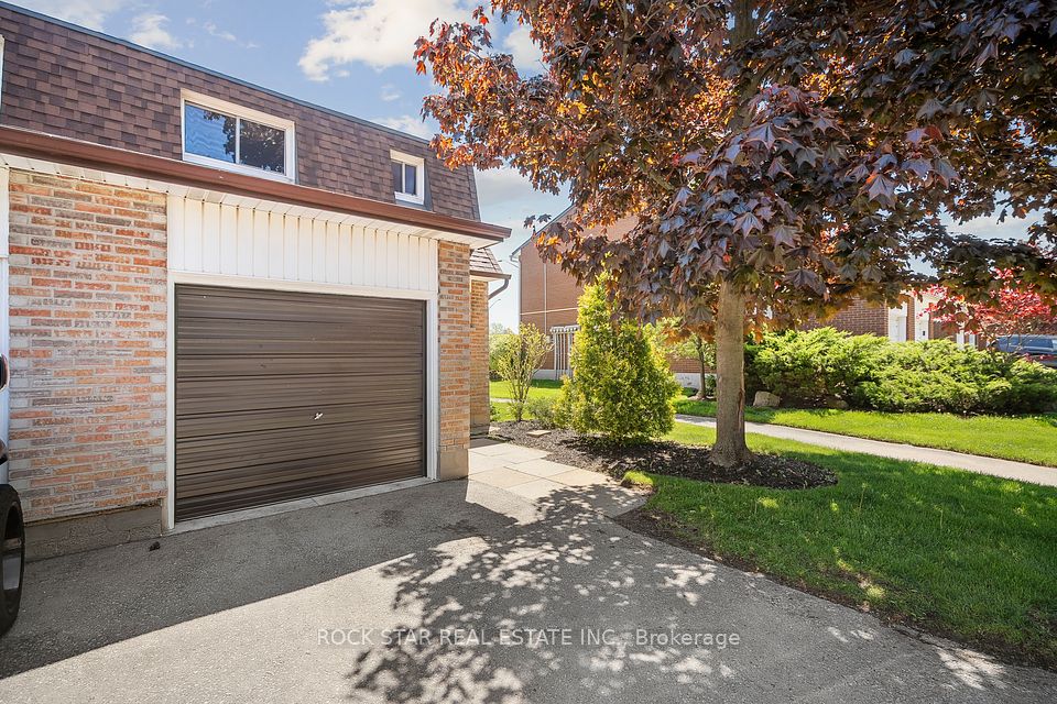1420 Garth