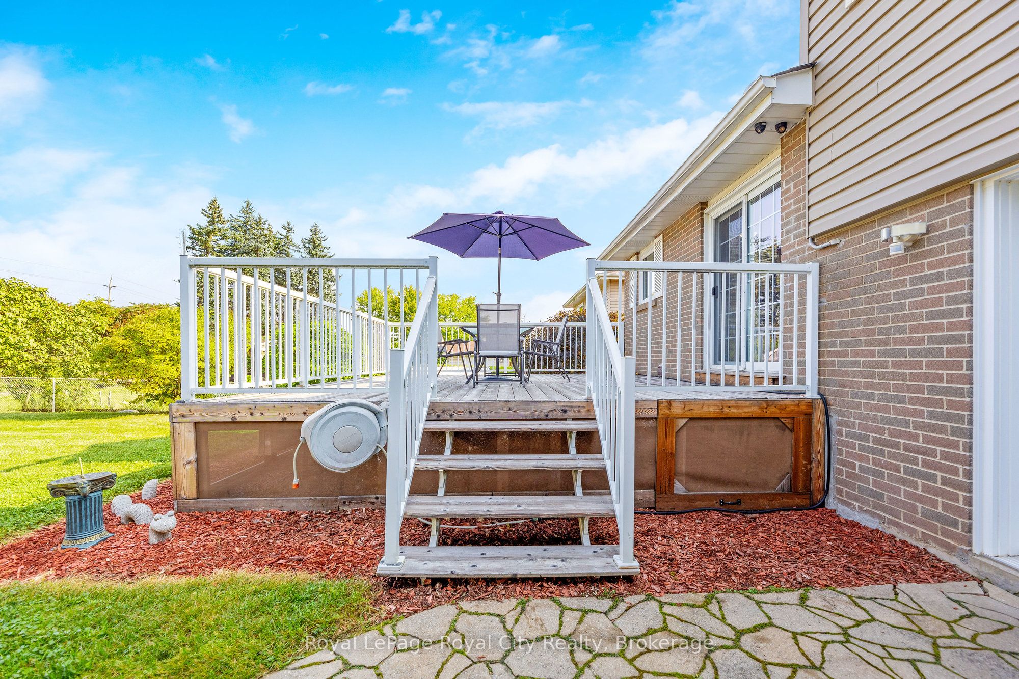 89 Joycelyn Crescent