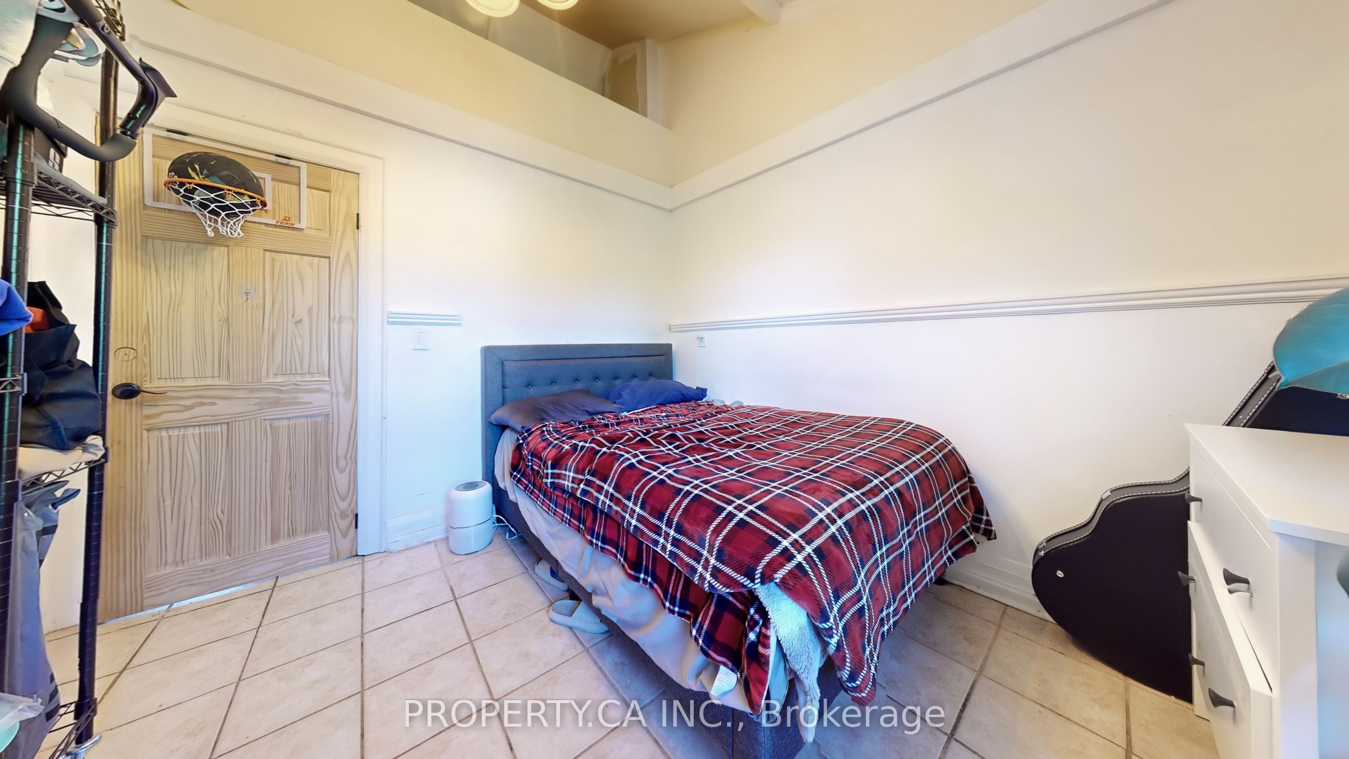 106 Park Road S
