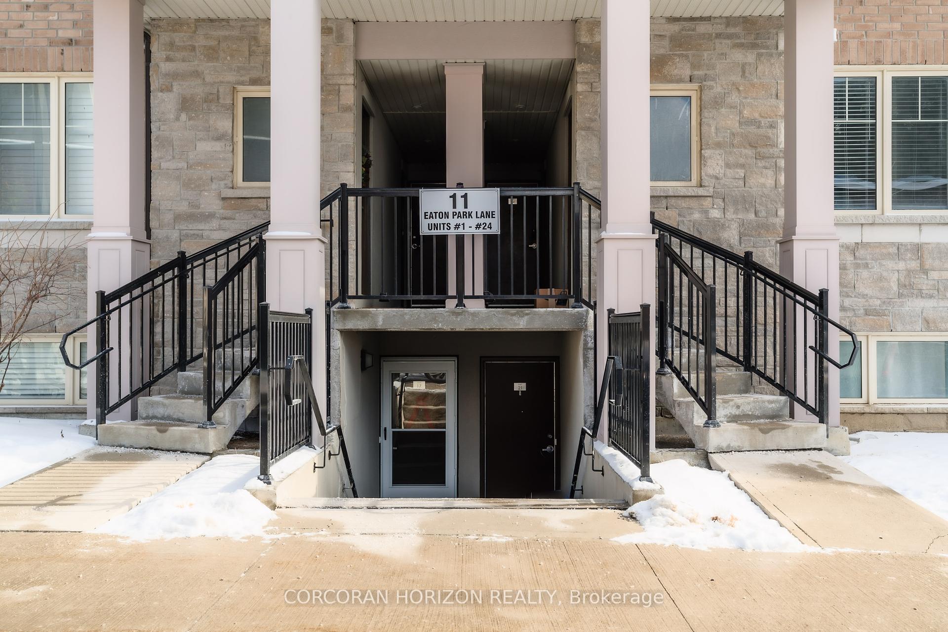 3 Bedrooms Condo at 11 Eaton Park, Toronto For sale