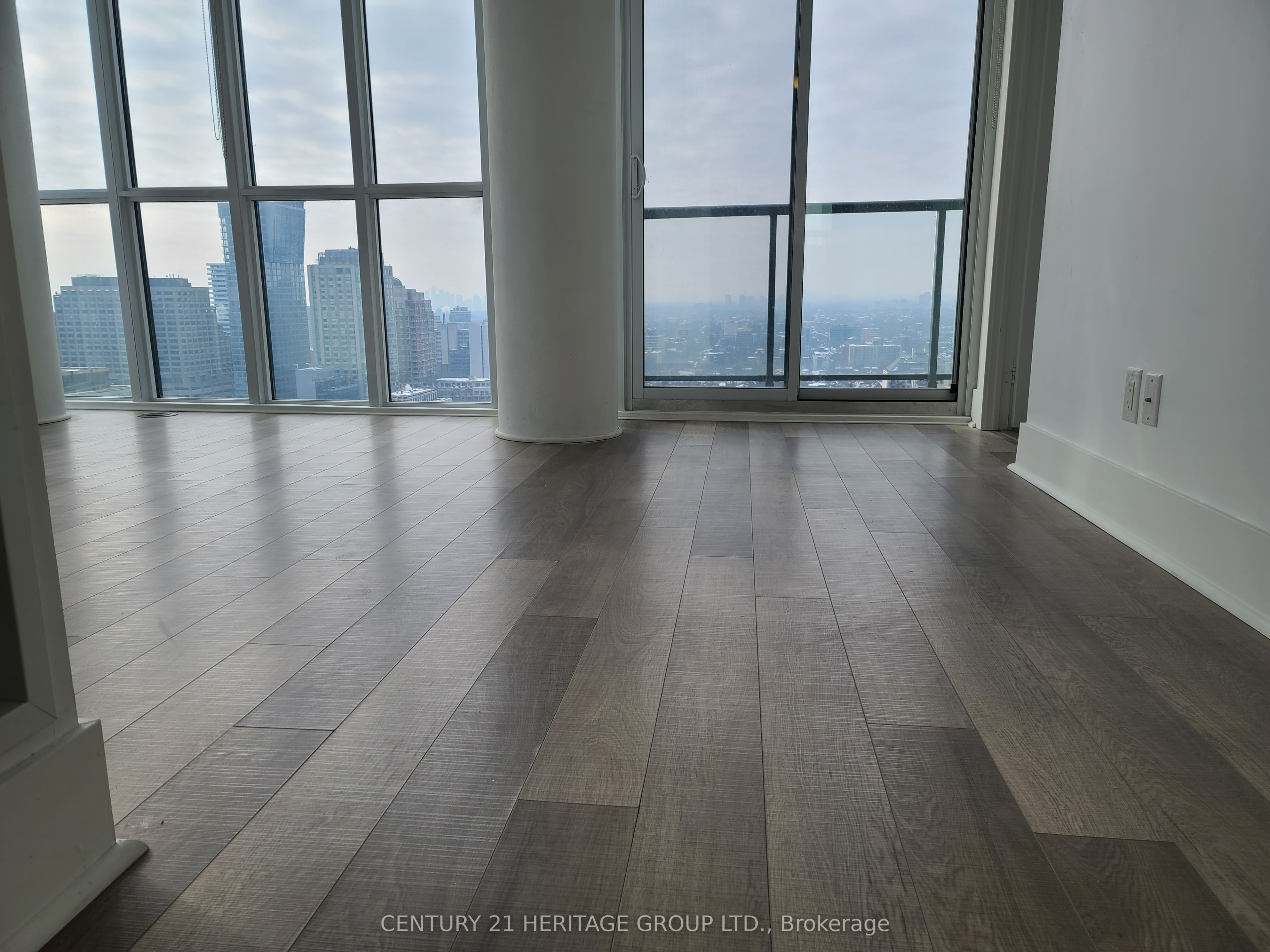 32 Davenport Road, #2508