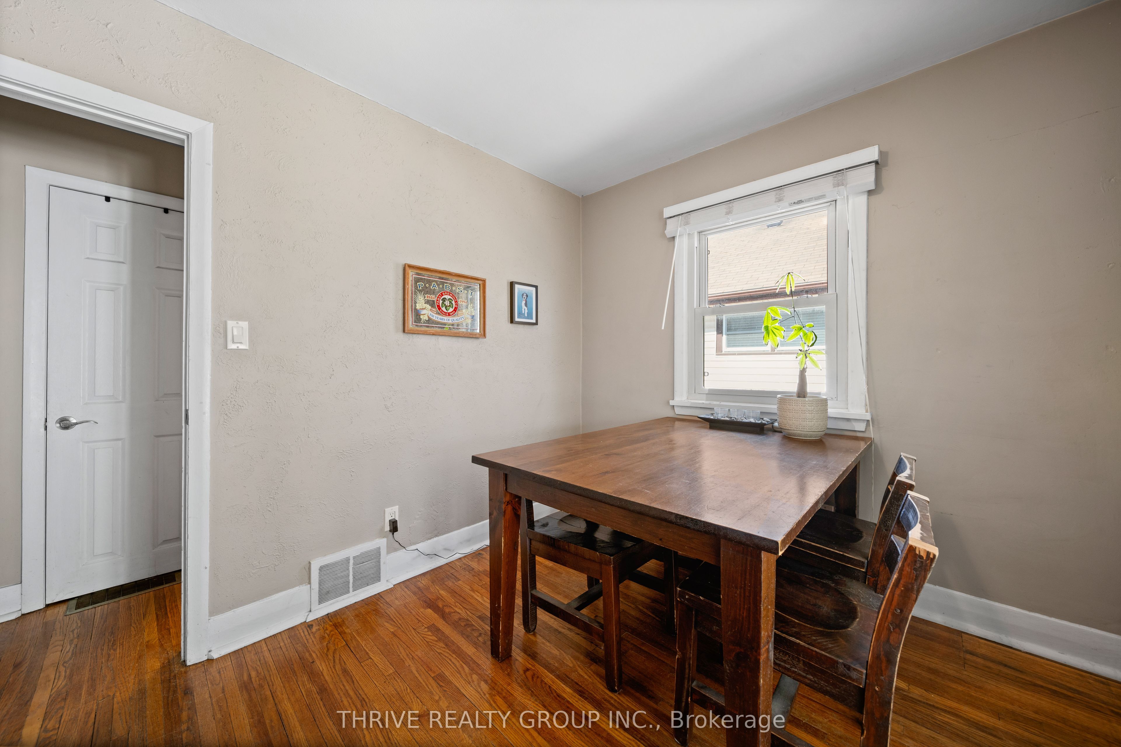 132 Linwood Street, London East, ON N5Y 1W4