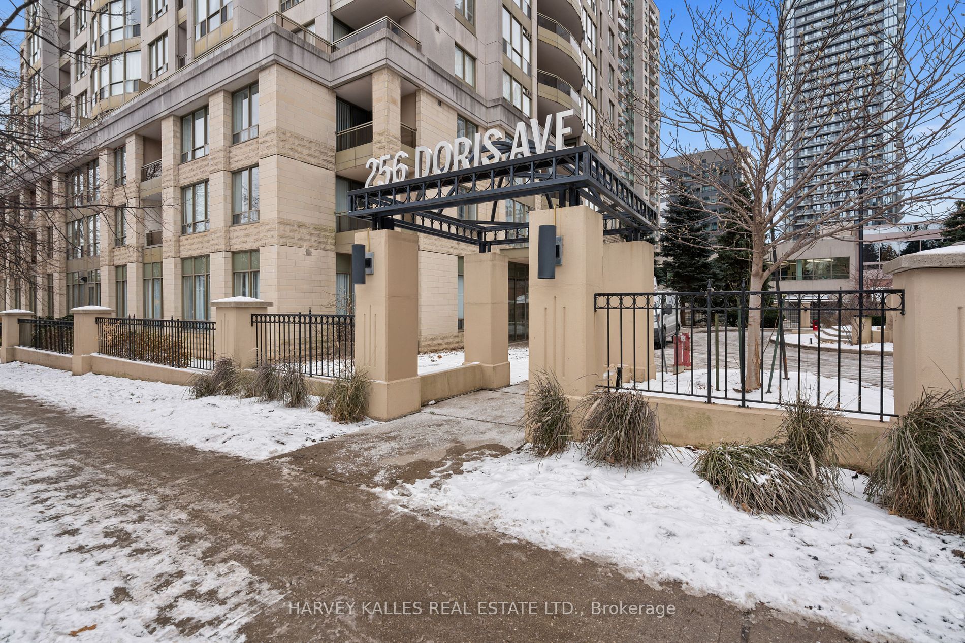 256 Doris Avenue UPH07