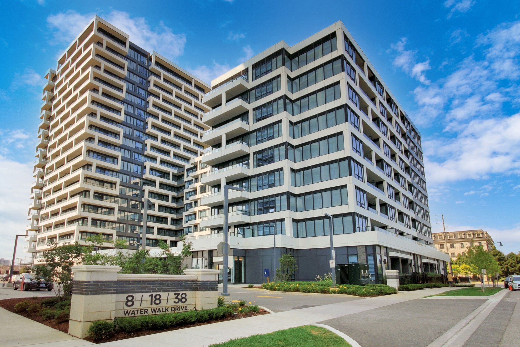 38 Water Walk Drive Unit# 209 Markham Ontario L3R 6M8