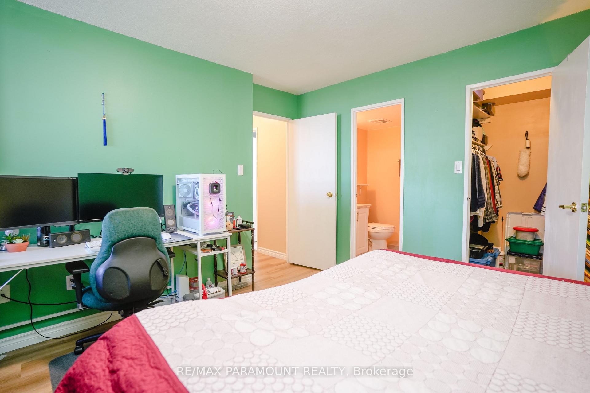 3 Bedrooms Condo at 234 Albion,  Toronto For sale