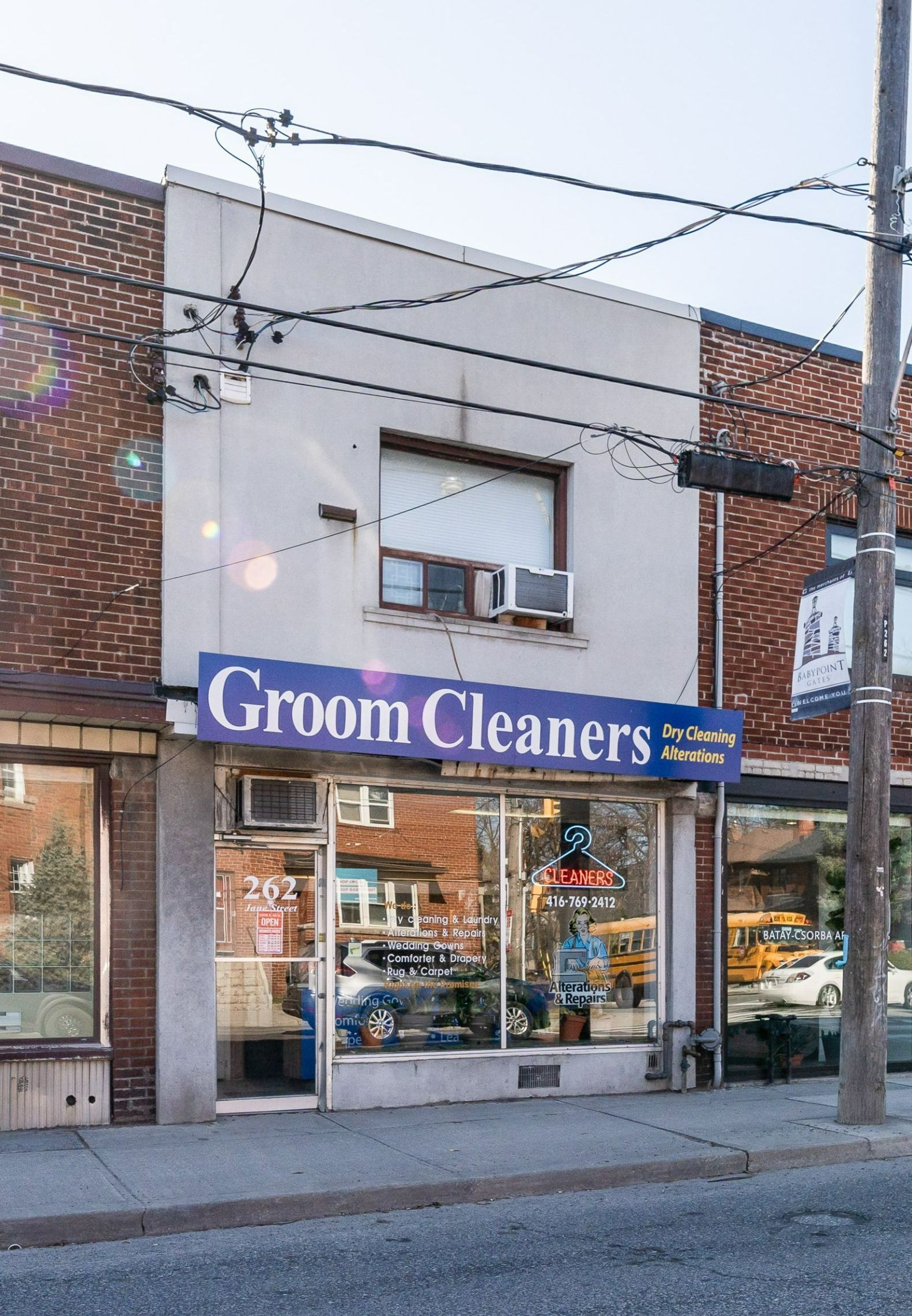 262 Jane Street Toronto W02 Ontario M6S 3Z2