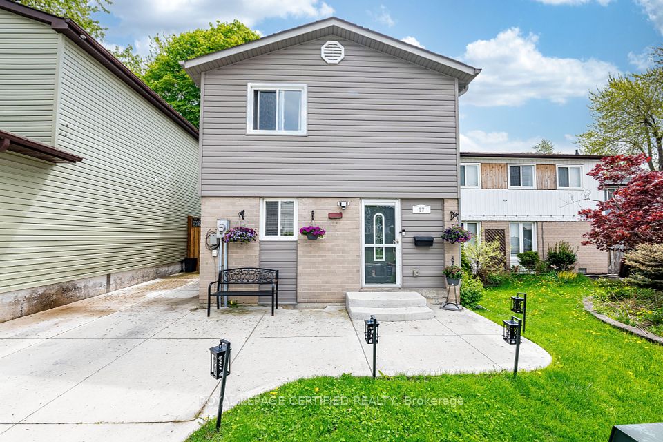 17 Holmcrest