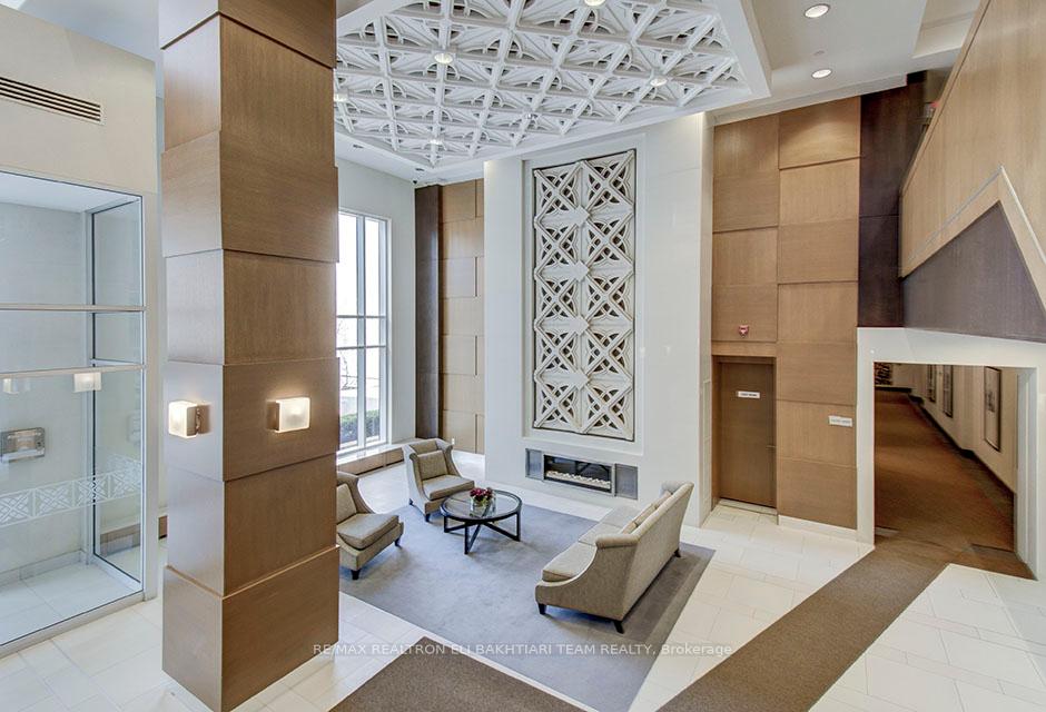2 Bedrooms Condo at 100 Harrison Garden,  Toronto For sale