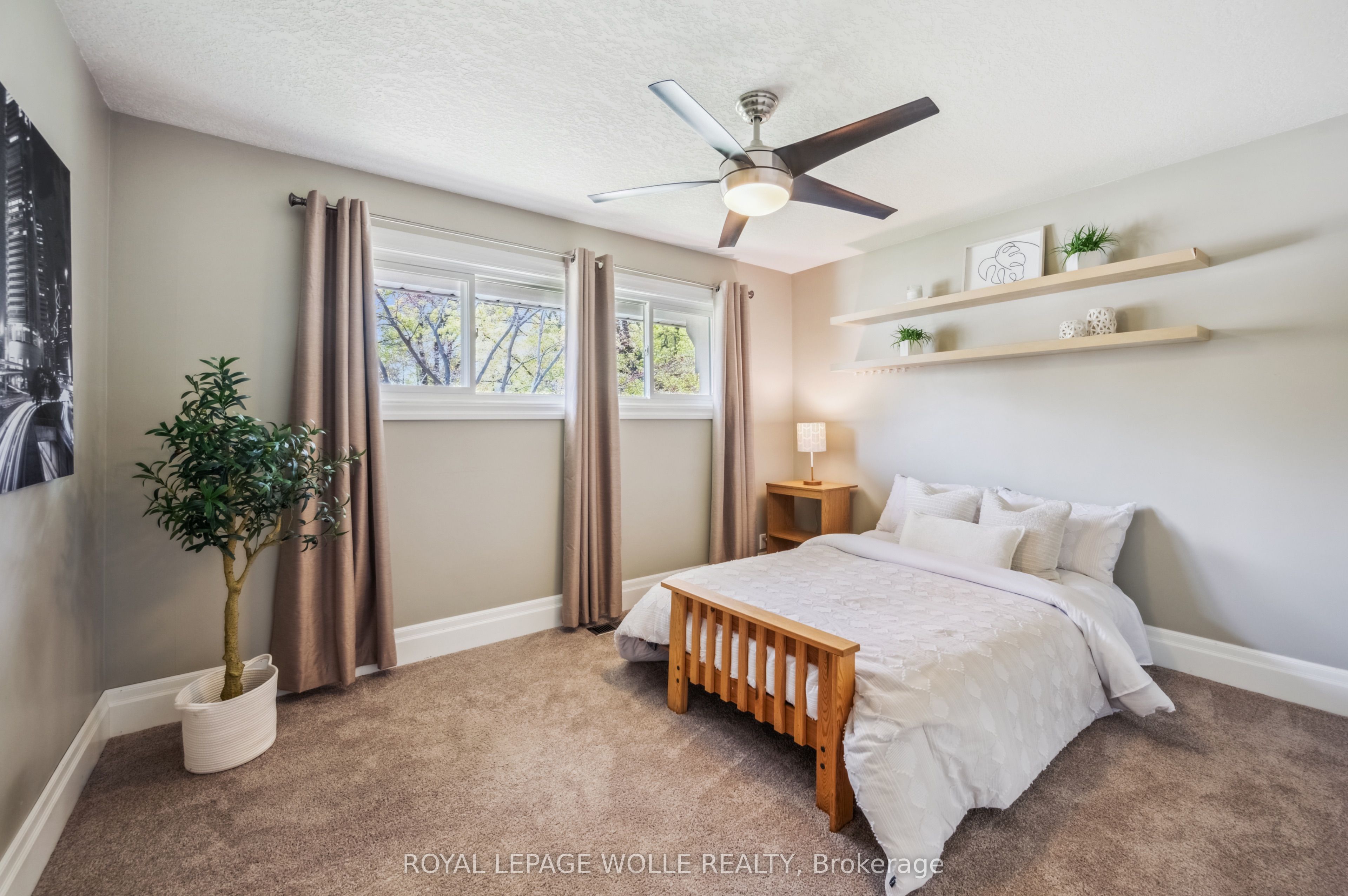 136 Warren Road
