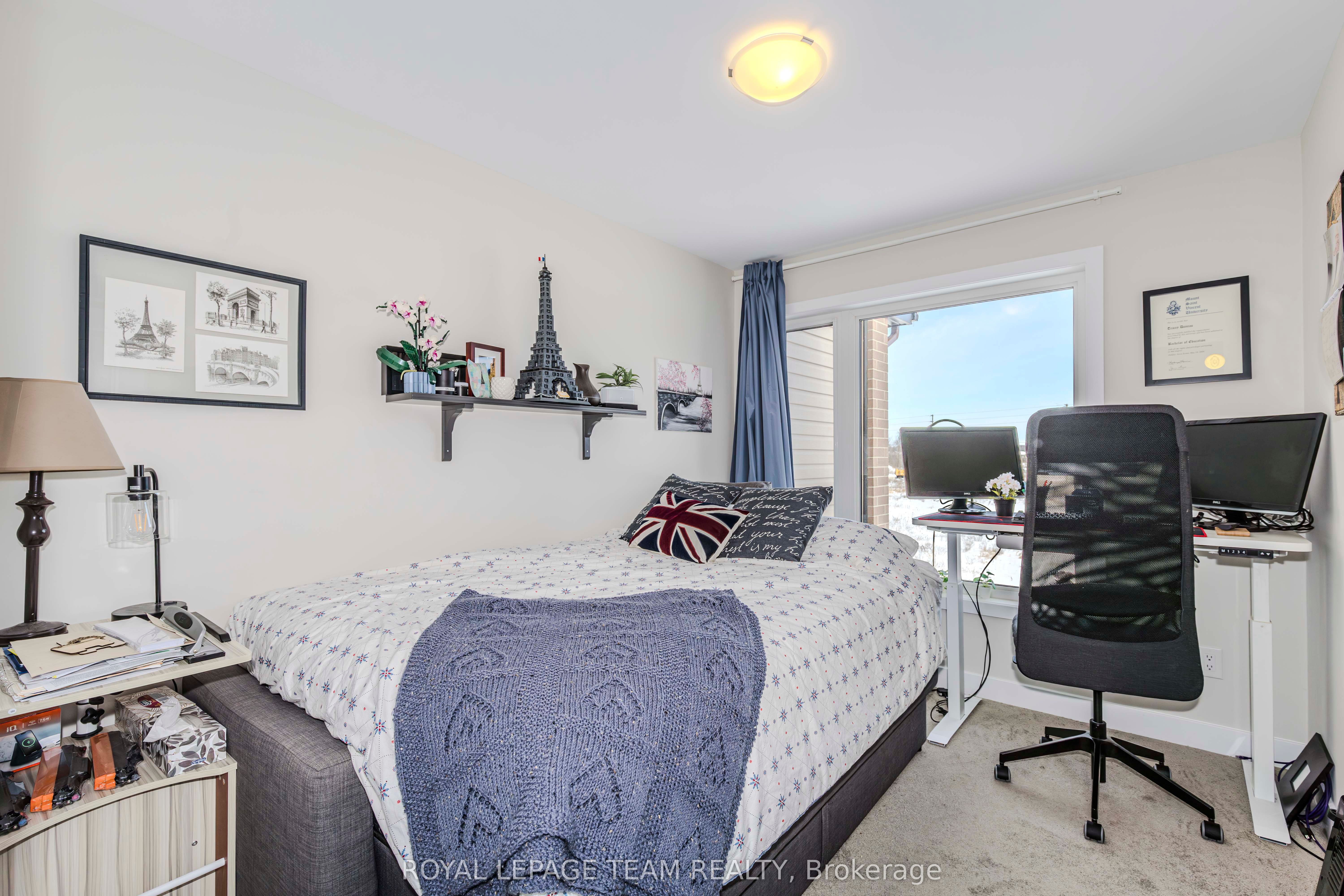 71 CANVASBACK Ridge, Blossom Park - Airport and Area 2602 - Riverside South/Gloucester Glen