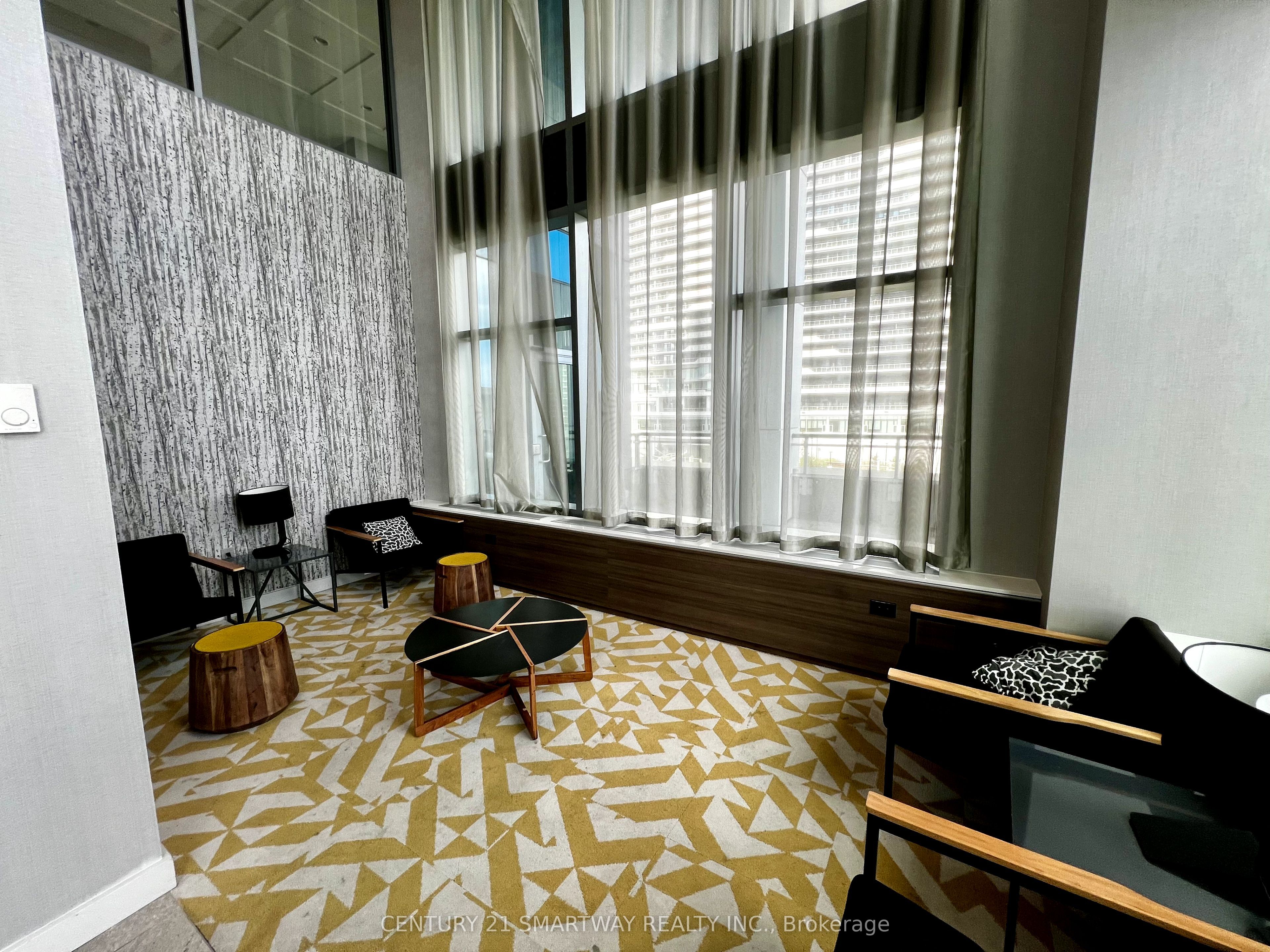 2560 Eglinton Avenue W, #1408
