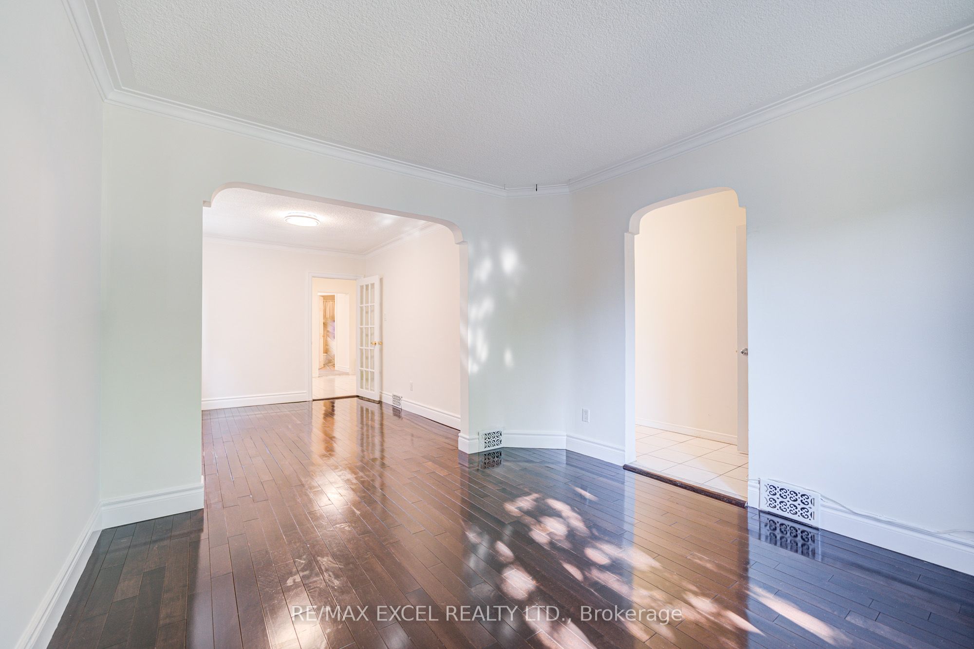 523 Delaware Avenue