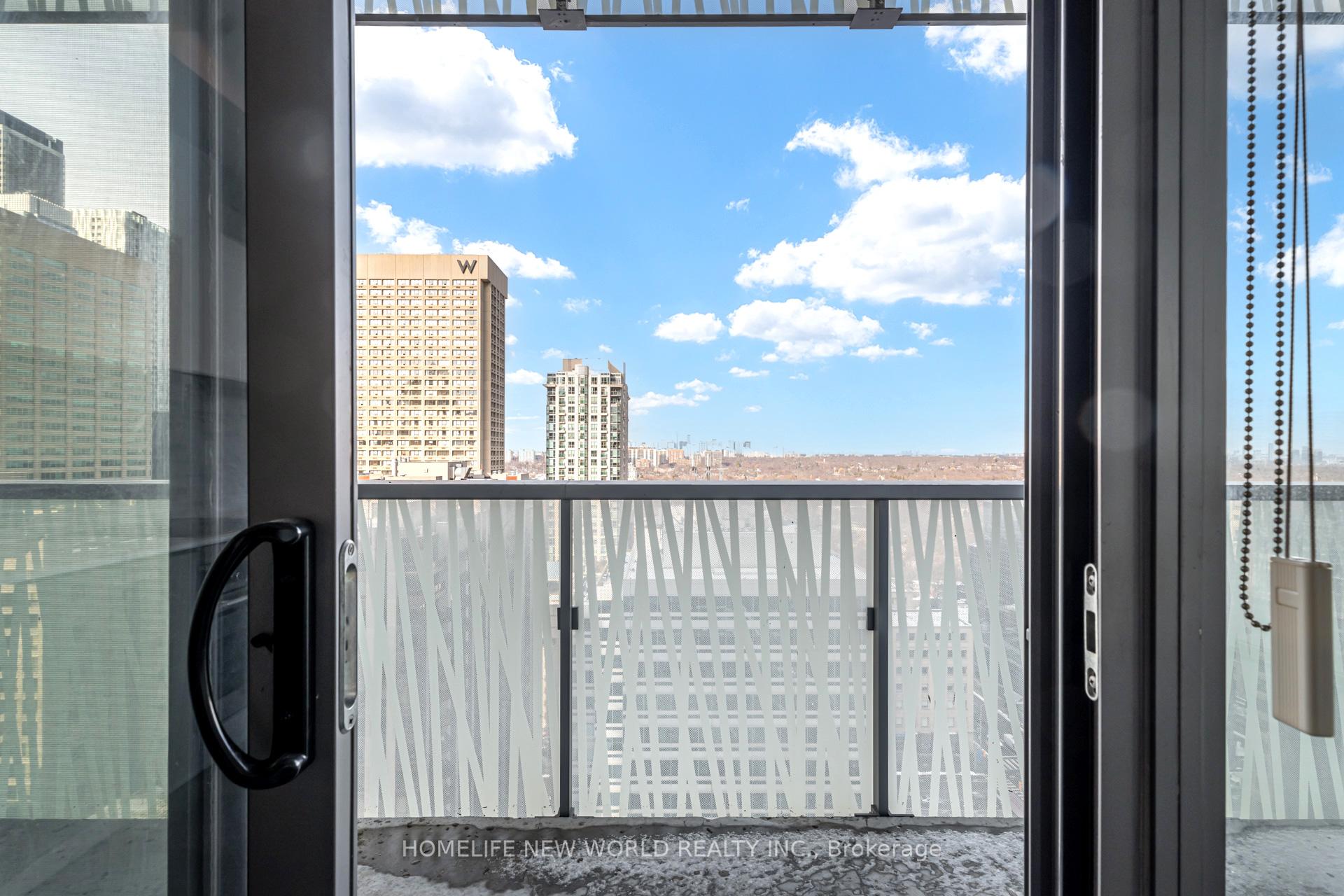 1 Bedroom Condo at 50 Charles, Toronto For sale