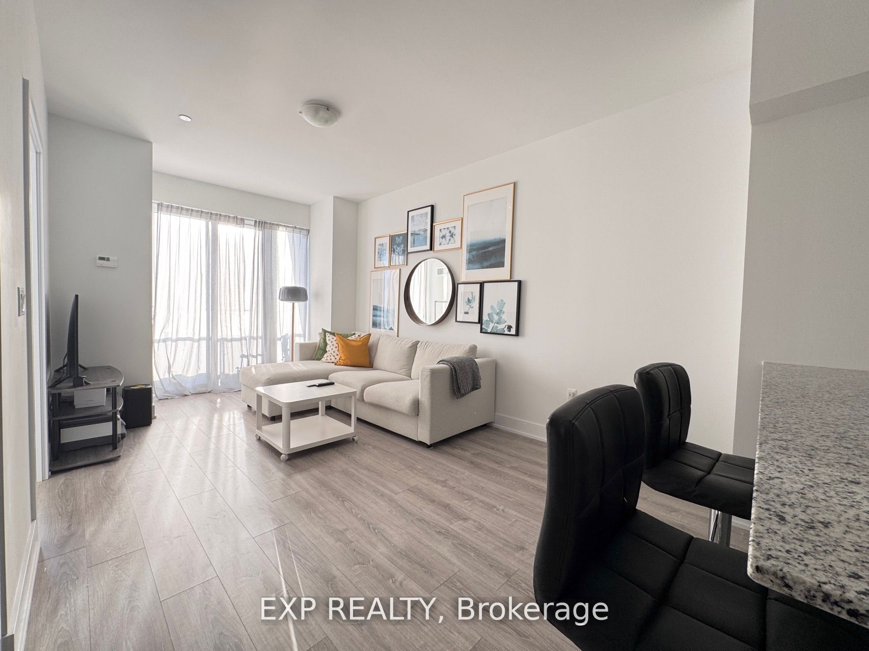 20 Shore Breeze Drive, #2808