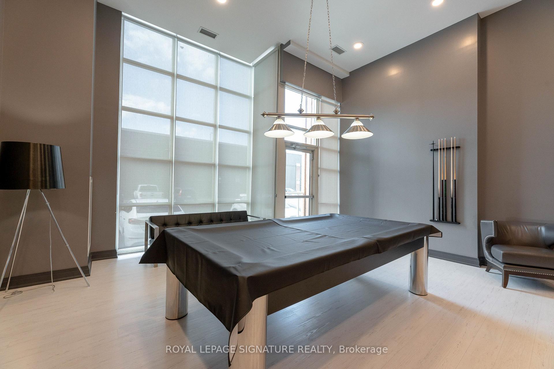 2 Bedrooms Condo at 125 Western Battery, Toronto For sale