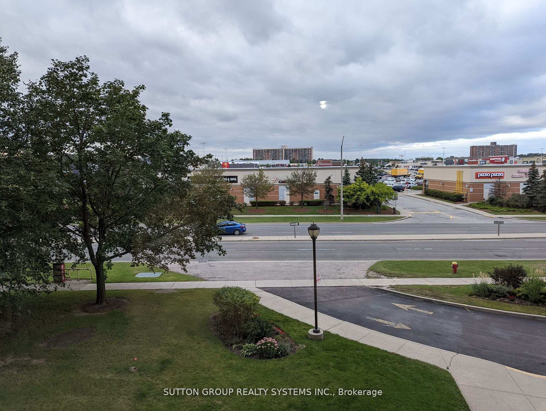2 Bedrooms Condo at 2900 Battleford, Mississauga For sale