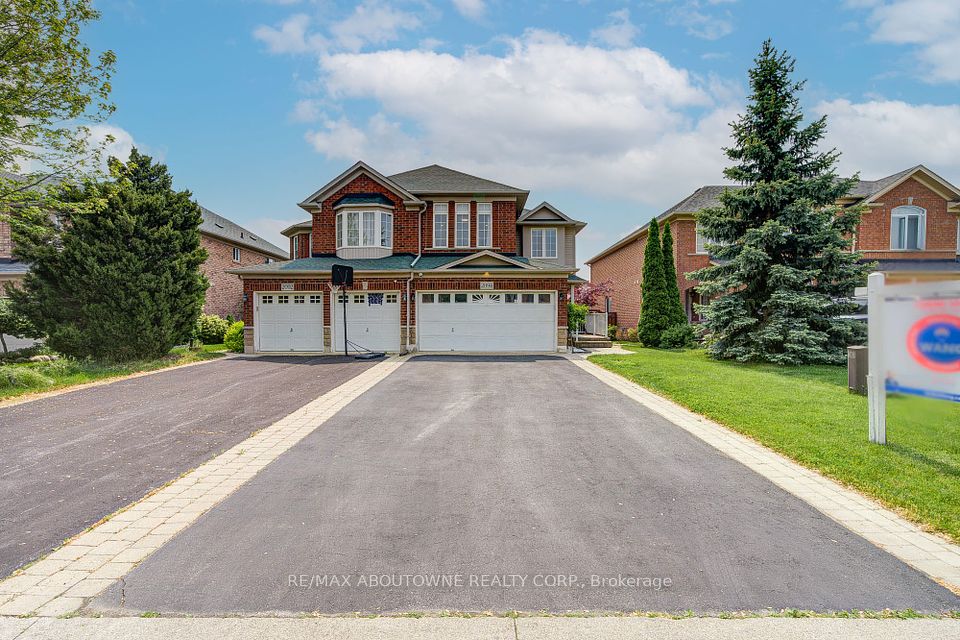 2094 Redstone