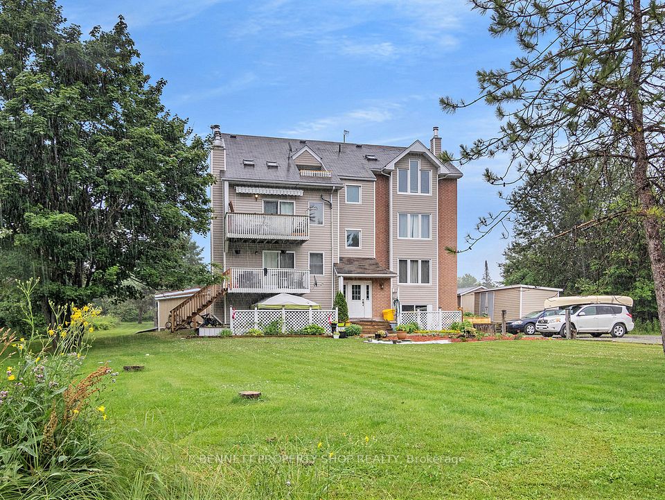 1036 Barryvale