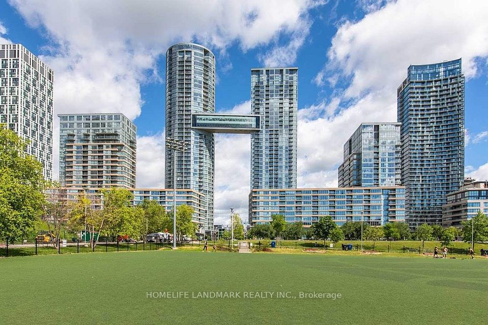 151 Dan Leckie Way