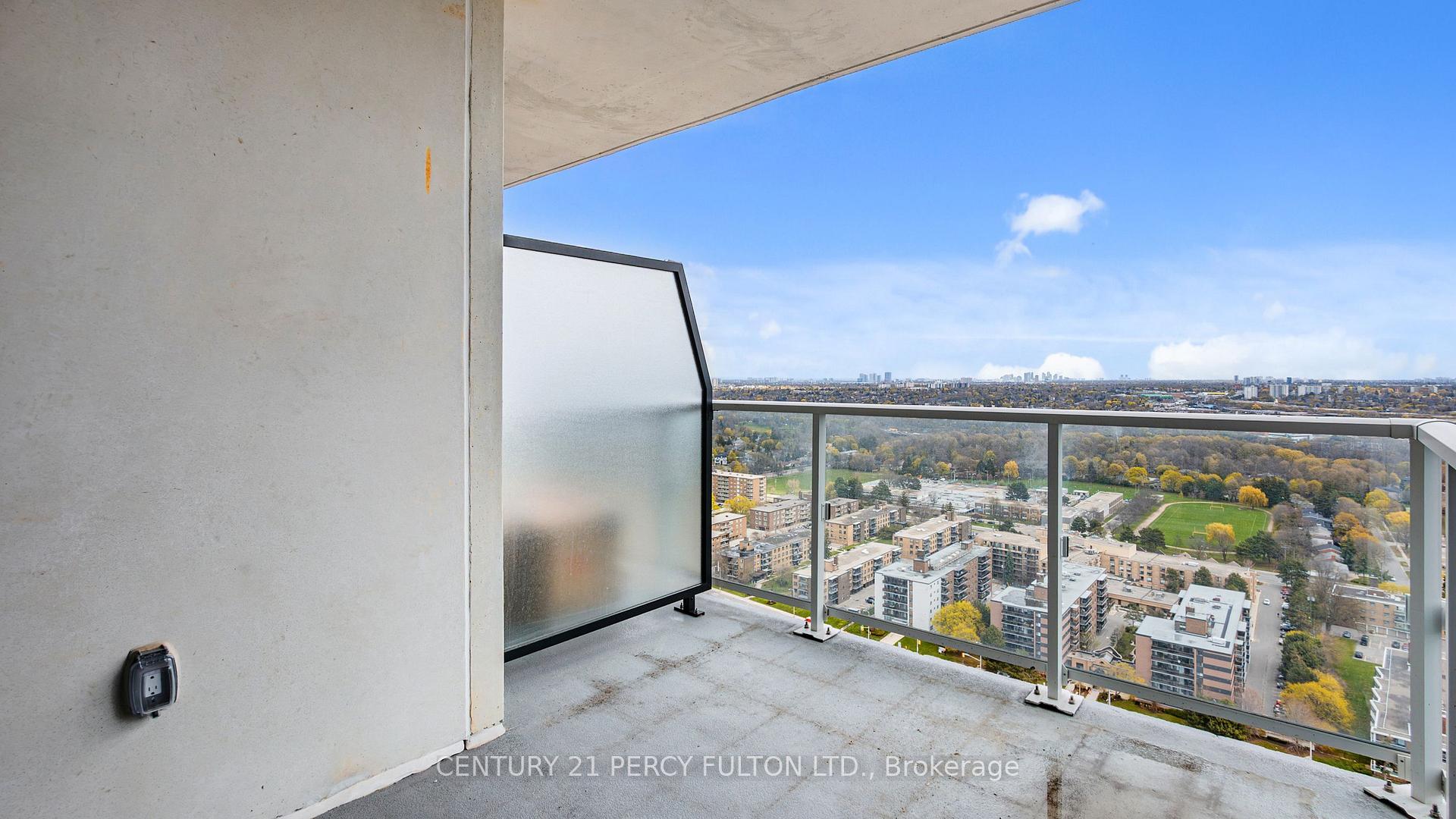 2 Bedrooms Condo at 50 O’Neill,  Toronto For sale