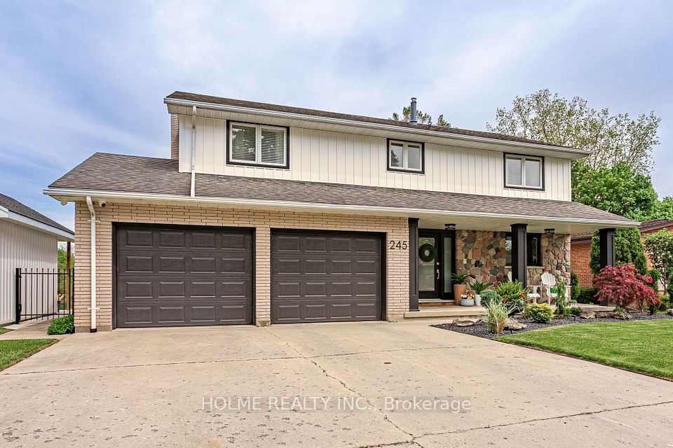 245 Riverview Drive, Strathroy Caradoc, ON N7G 2G4