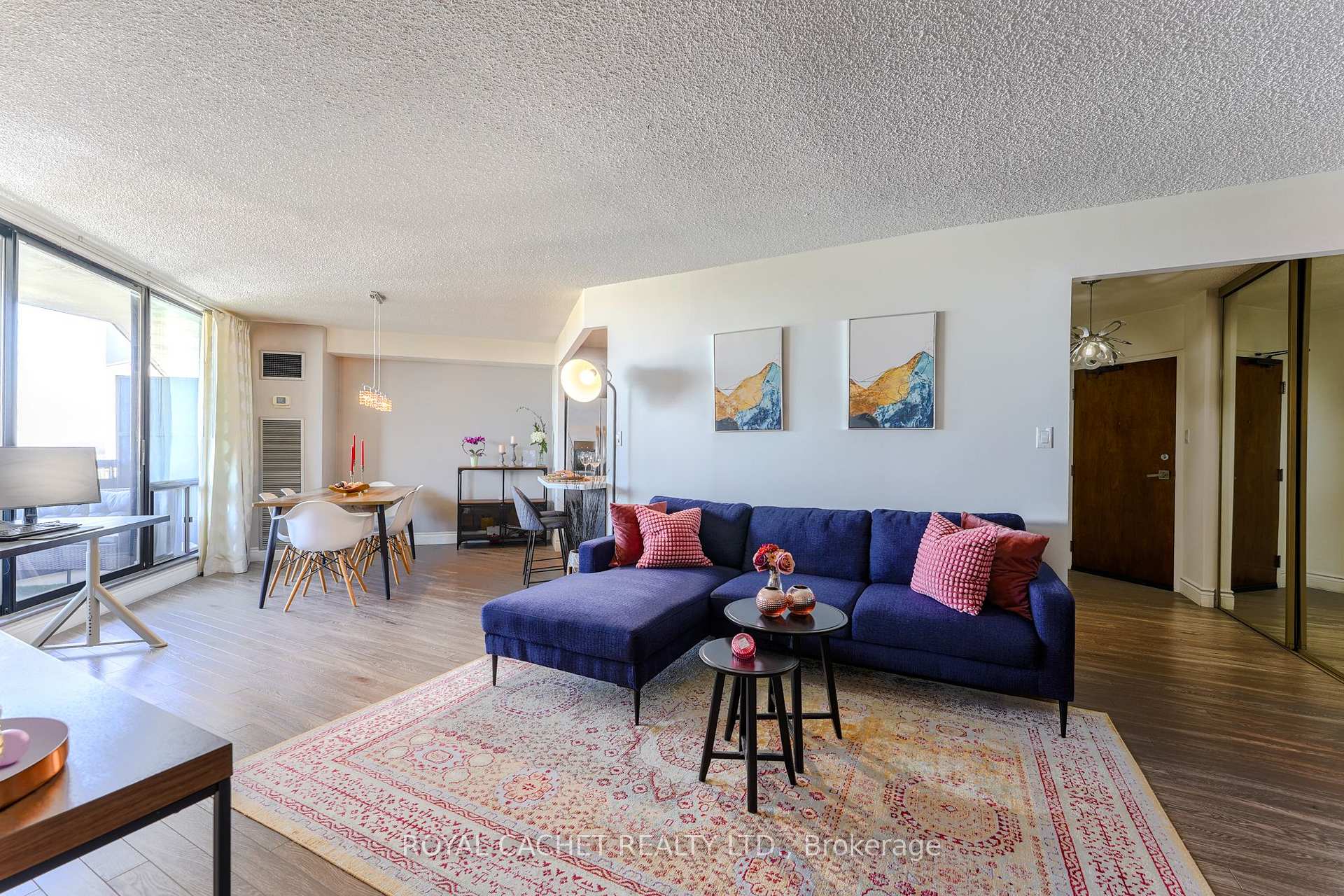 3 Bedrooms Condo at 75 Graydon Hall, Toronto For sale