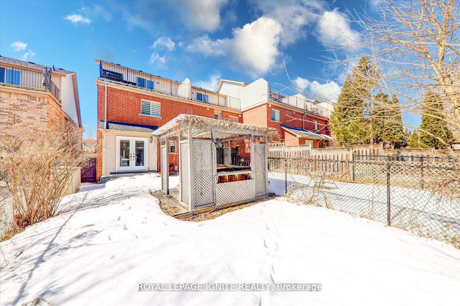 355 Sparrow Circle