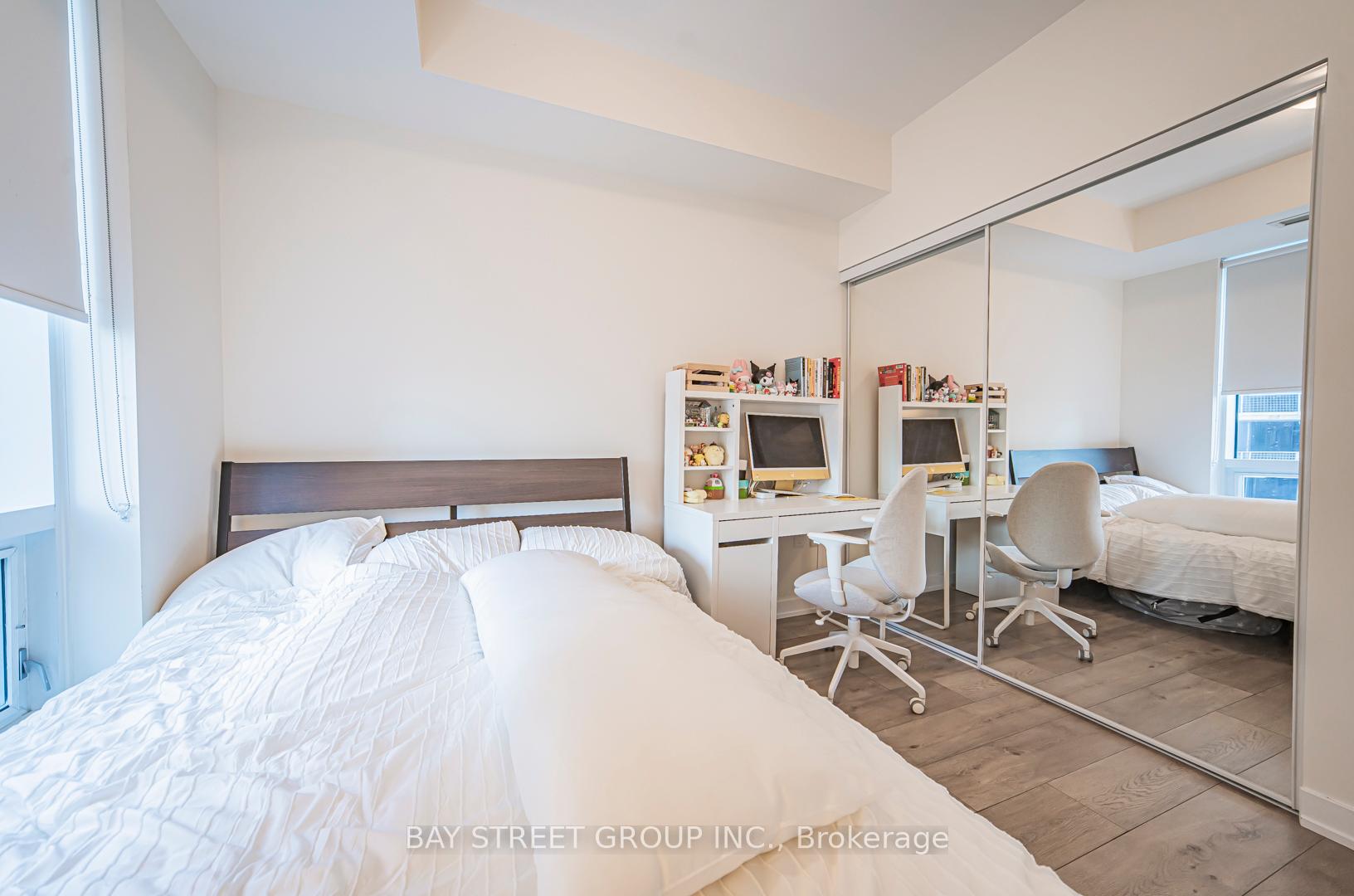 1 Bedroom Condo at 28 Freeland, Toronto For sale
