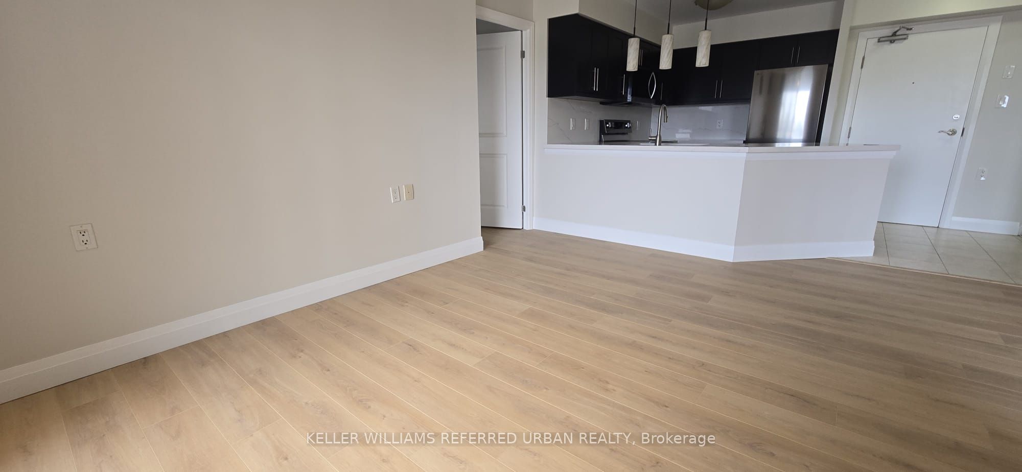 872 Sheppard Avenue W, #318