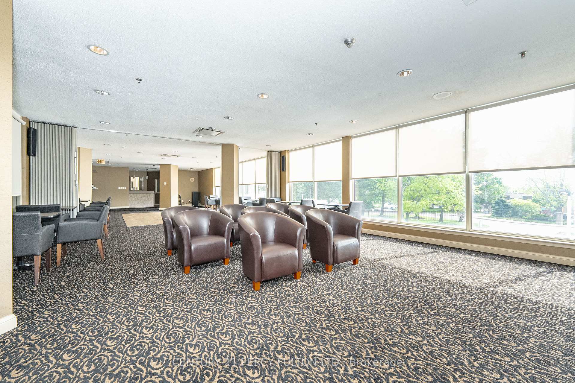 2 Bedrooms Condo at 3 Greystone Walk, Toronto For sale