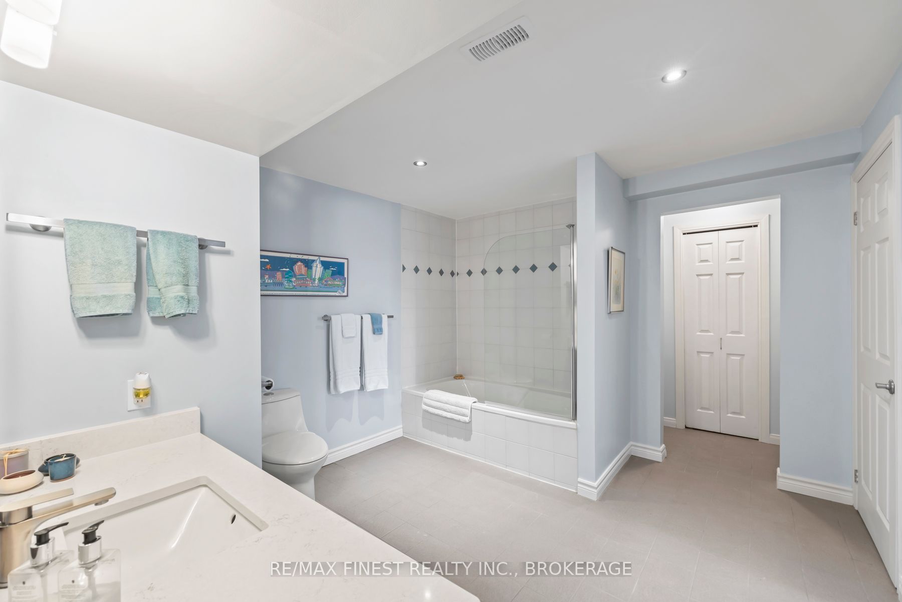 1150 Deer Park Lane