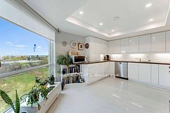 1201 North Shore Boulevard E 809