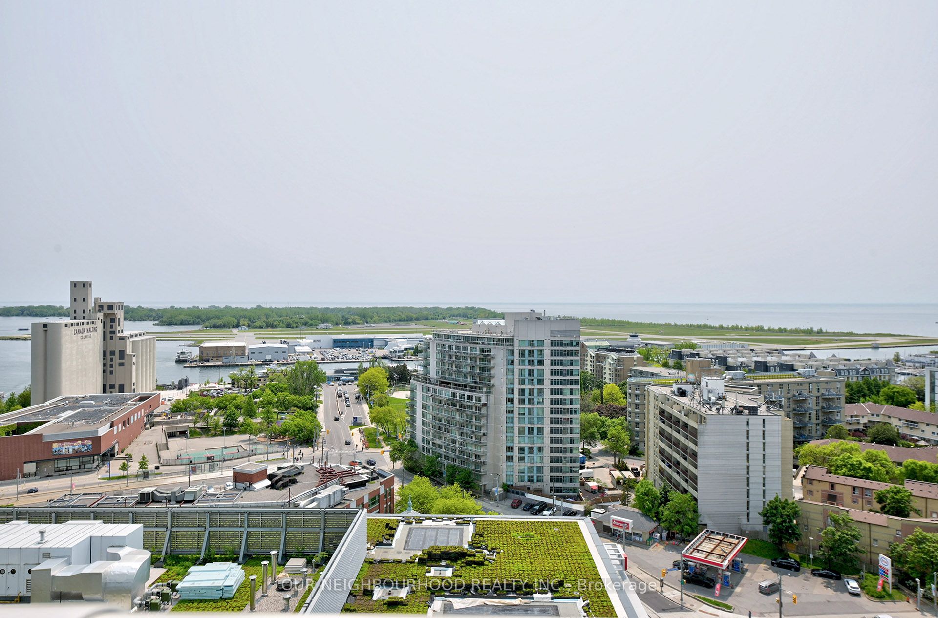 19 Bathurst Street, #2111